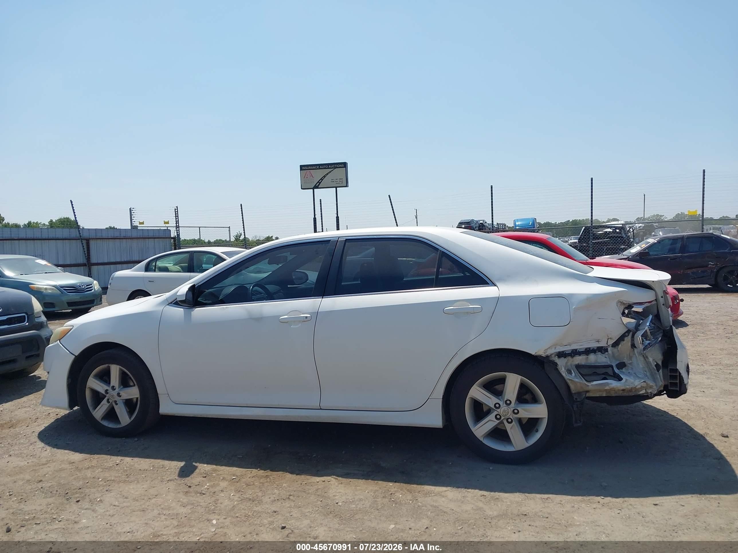 2014 Toyota Camry Se Белый vin: 4T1BF1FK8EU799320