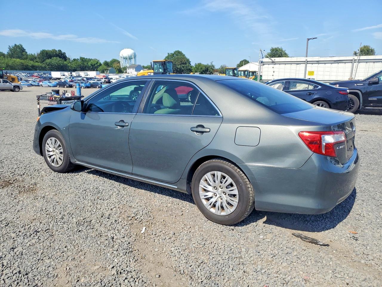 2014 Toyota Camry Le Gray vin: 4T1BF1FK8EU810073