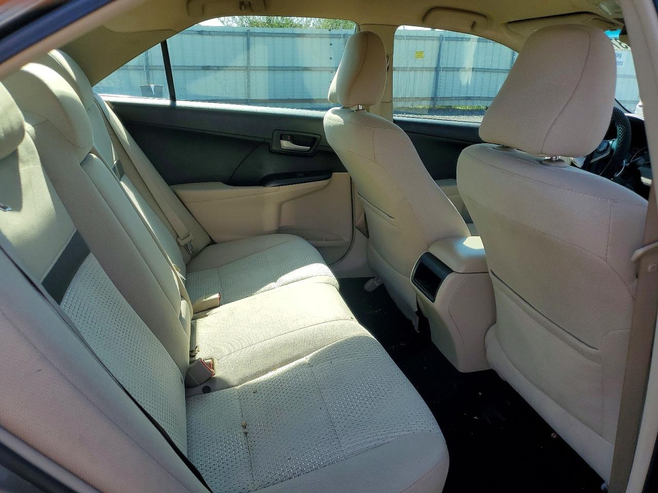 2014 Toyota Camry Le Gray vin: 4T1BF1FK8EU810073