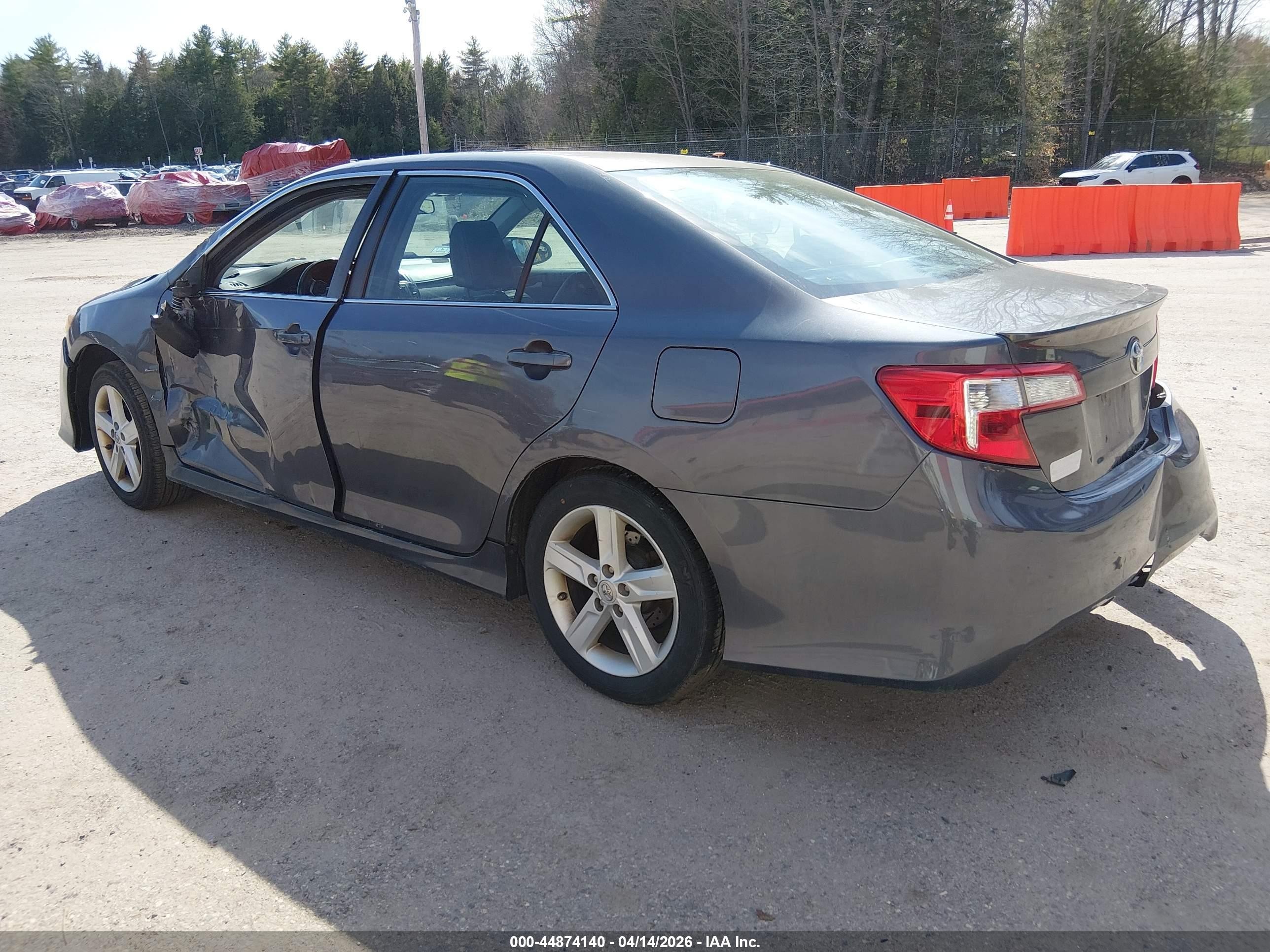 2014 Toyota Camry Se Gray vin: 4T1BF1FK8EU818982