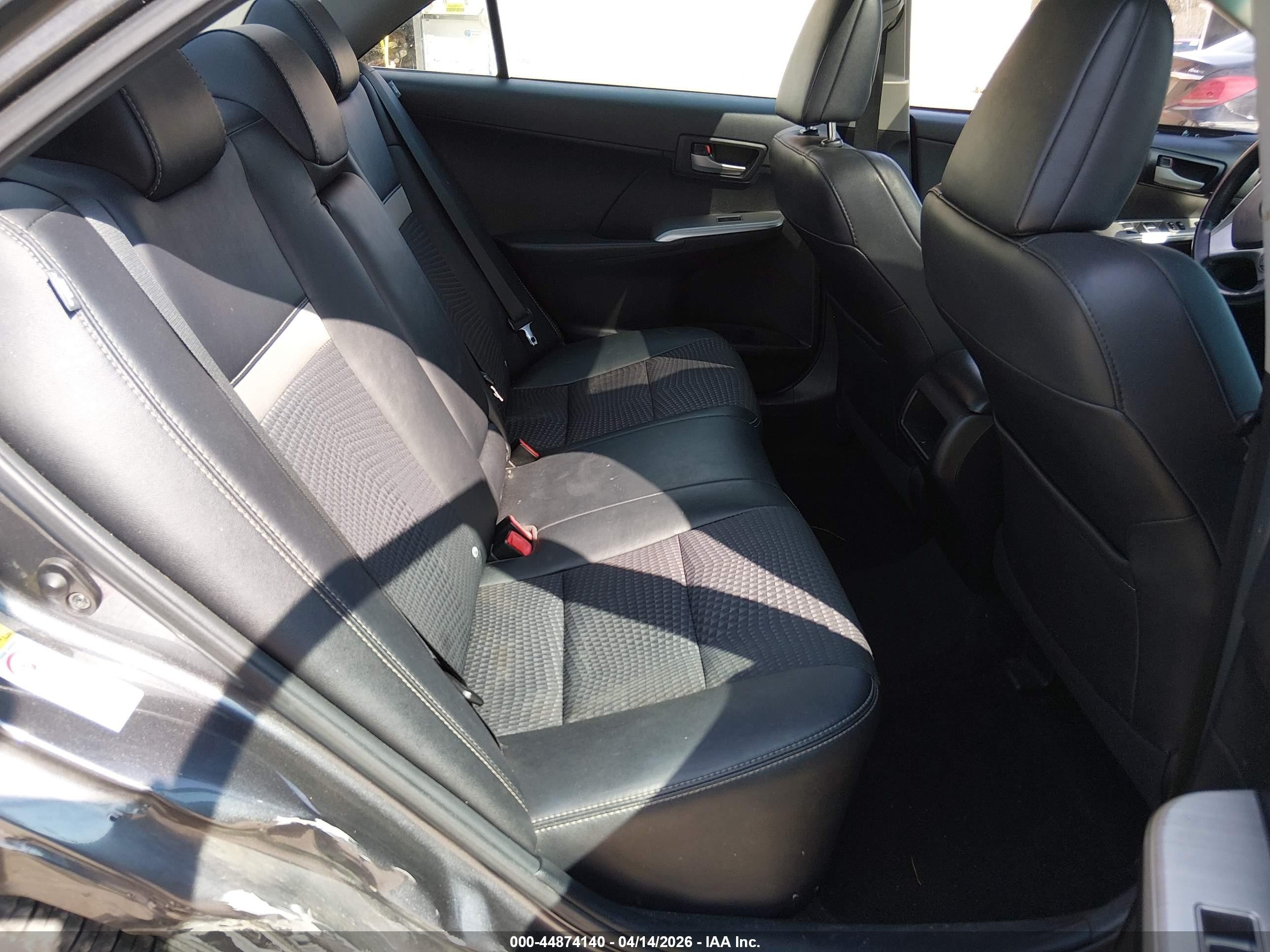 2014 Toyota Camry Se Gray vin: 4T1BF1FK8EU818982