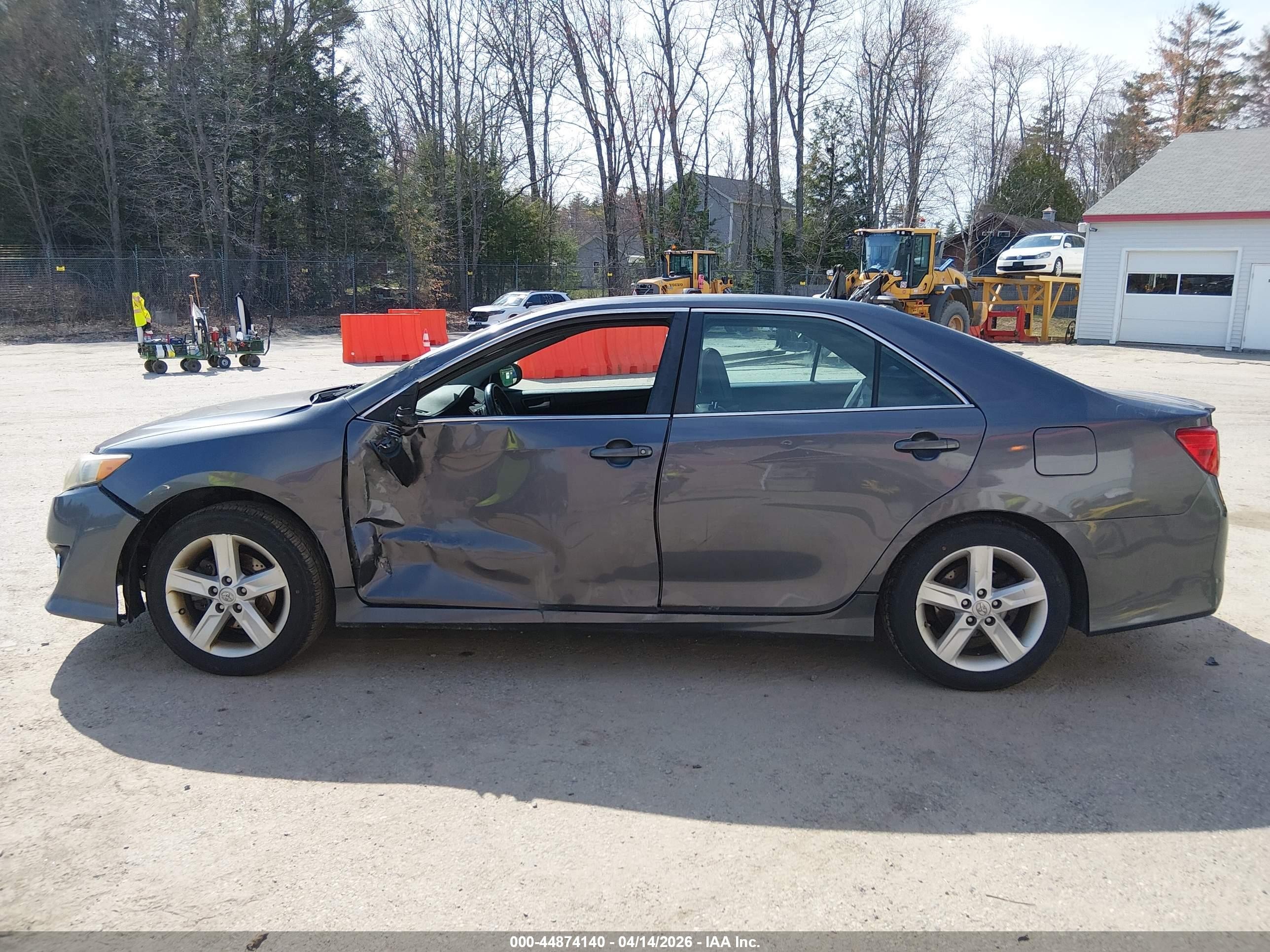 2014 Toyota Camry Se Gray vin: 4T1BF1FK8EU818982