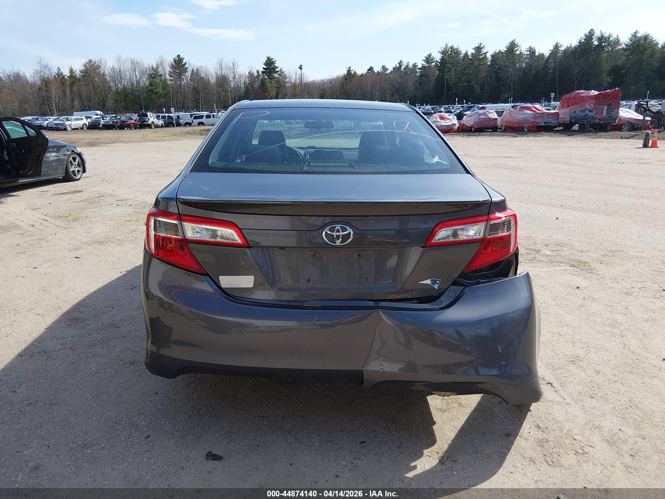 2014 Toyota Camry Se Gray vin: 4T1BF1FK8EU818982