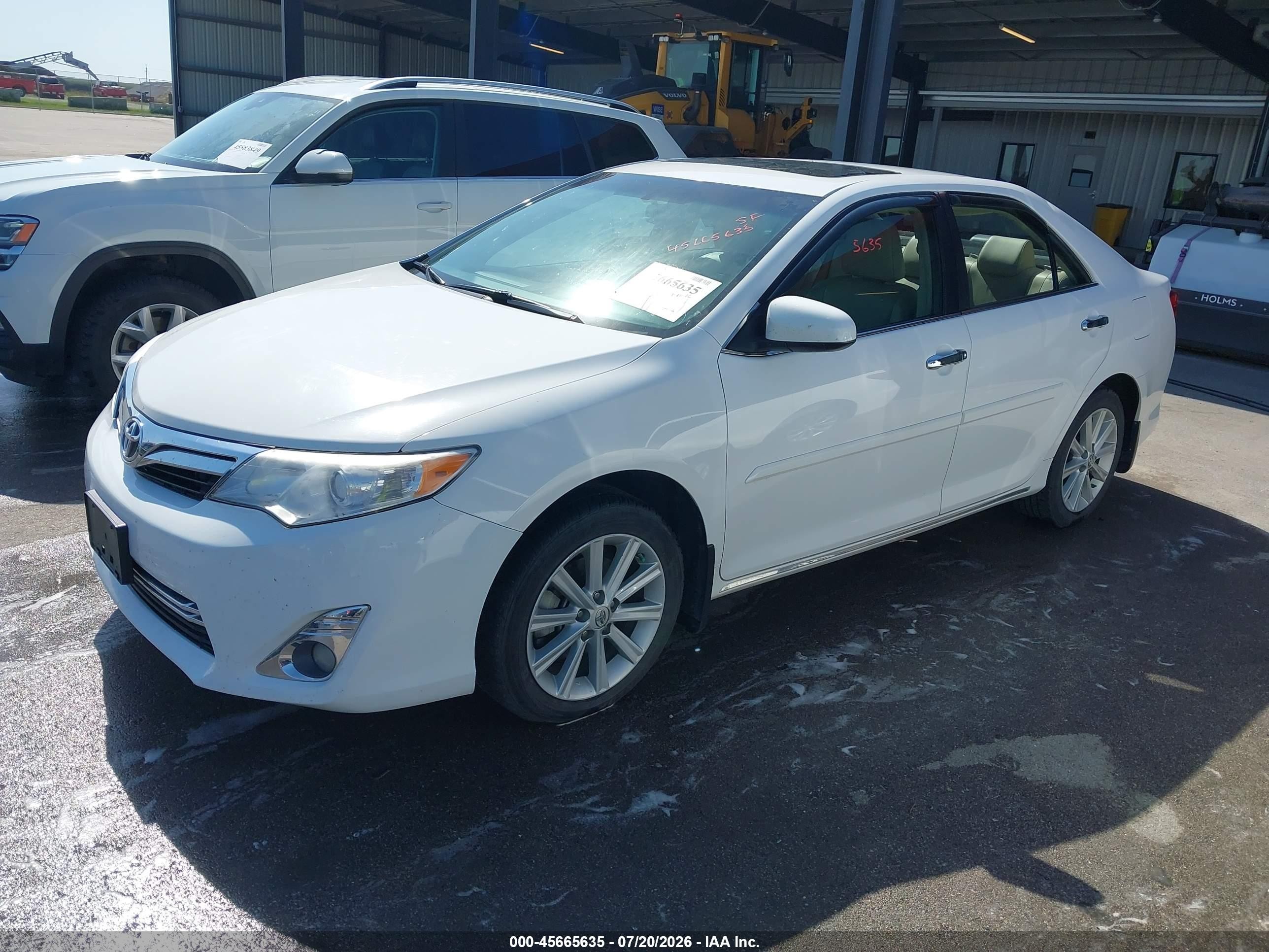 2014 Toyota Camry Xle Белый vin: 4T1BF1FK8EU819730