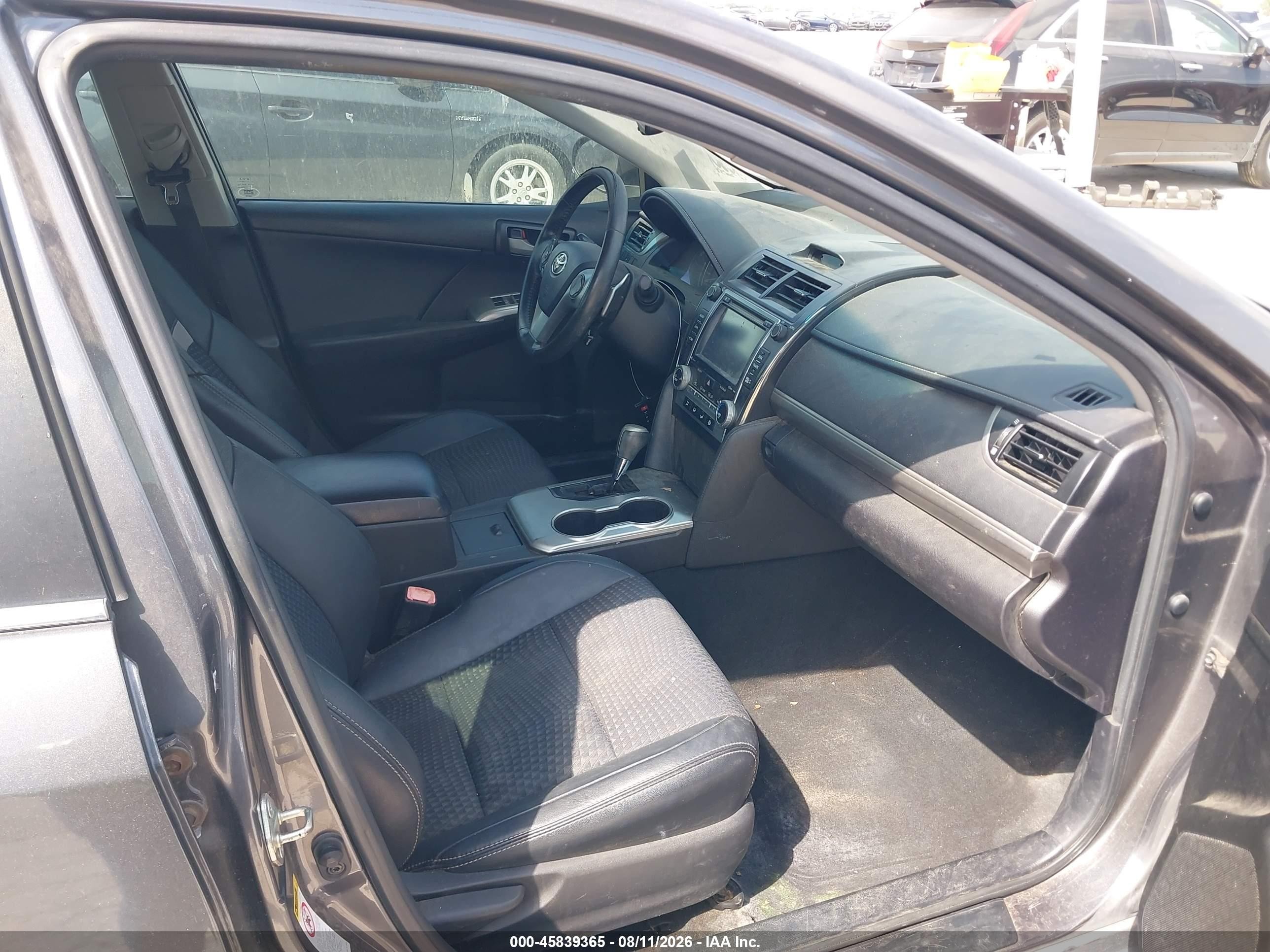 2014 Toyota Camry Se Gray vin: 4T1BF1FK8EU830761