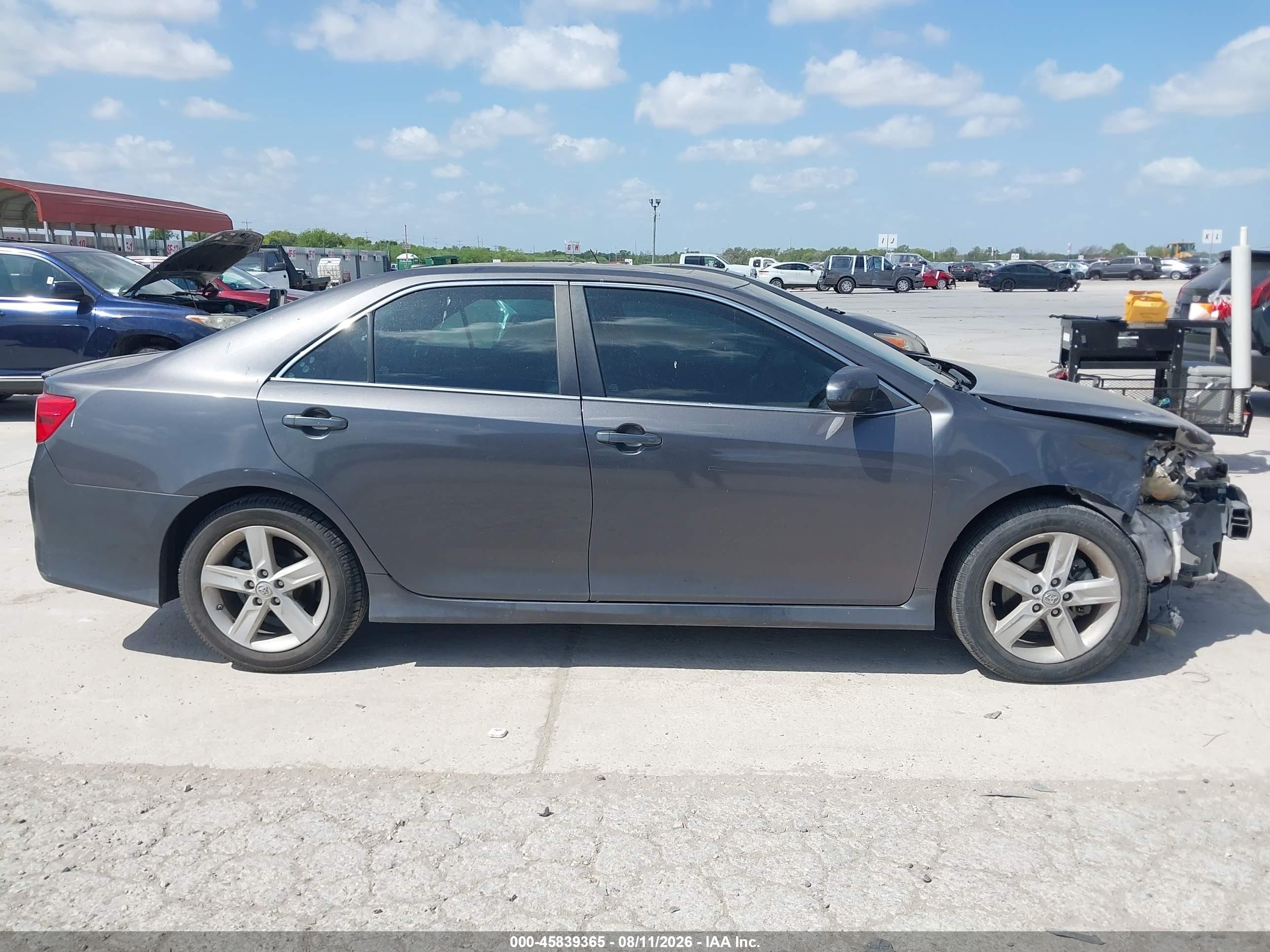 2014 Toyota Camry Se Gray vin: 4T1BF1FK8EU830761