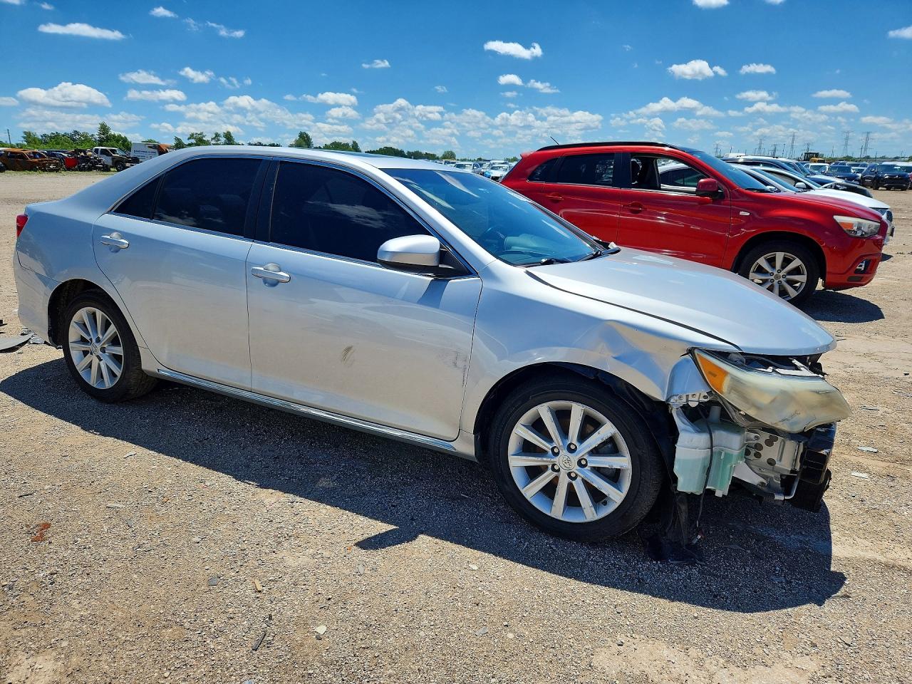 2014 Toyota Camry Xle Silver vin: 4T1BF1FK8EU831442