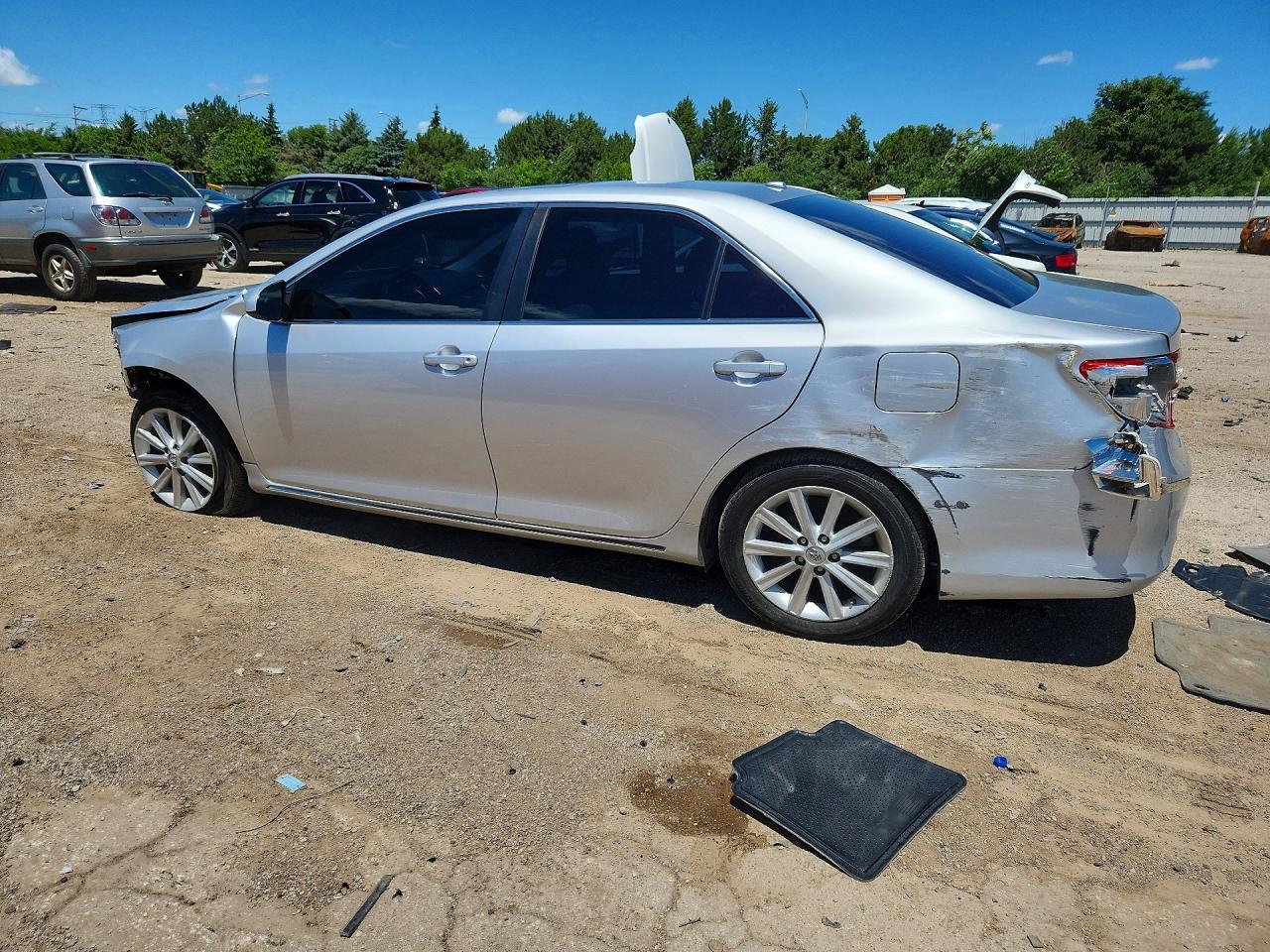 2014 Toyota Camry Xle Silver vin: 4T1BF1FK8EU831442