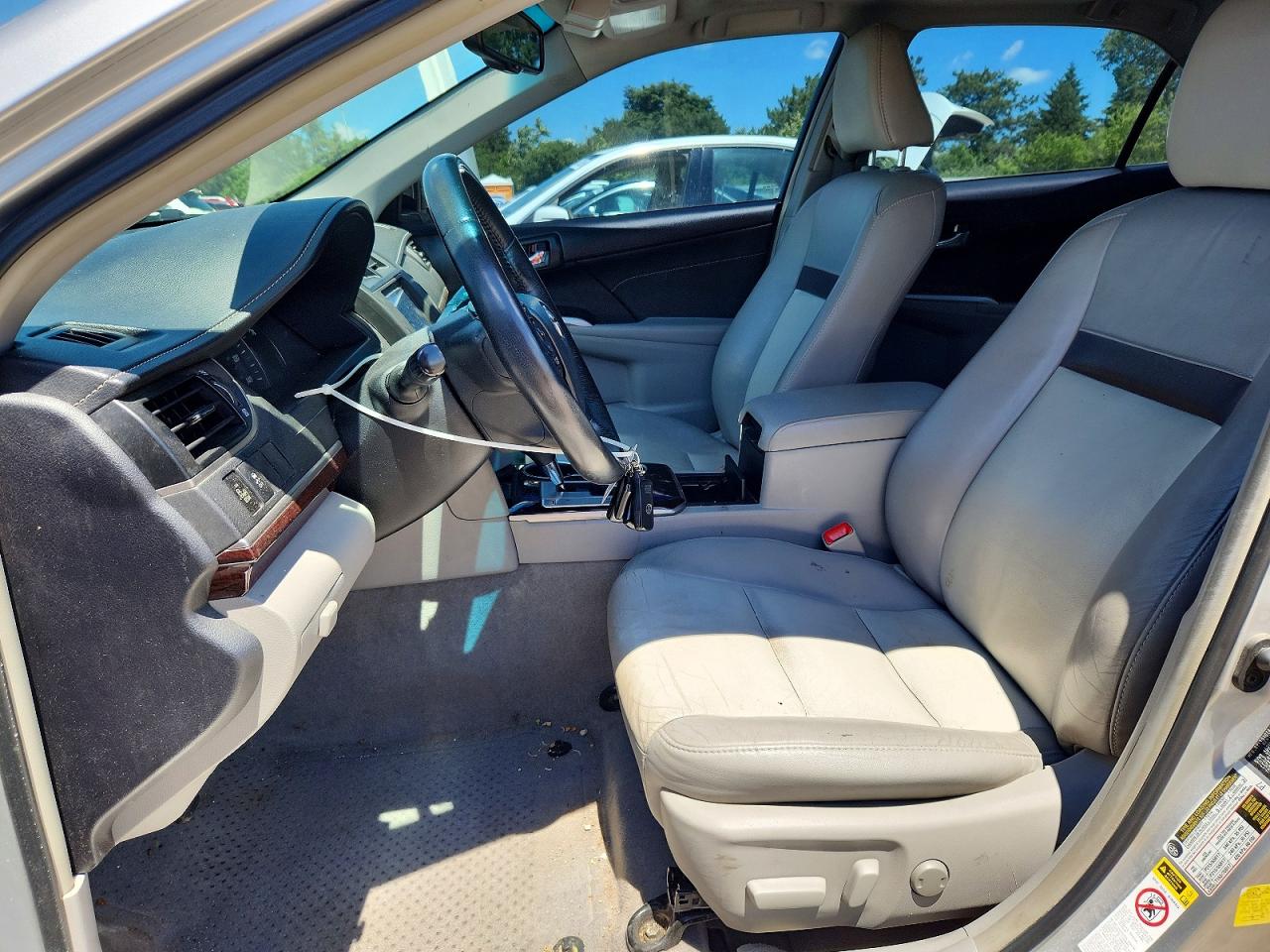 2014 Toyota Camry Xle Silver vin: 4T1BF1FK8EU831442