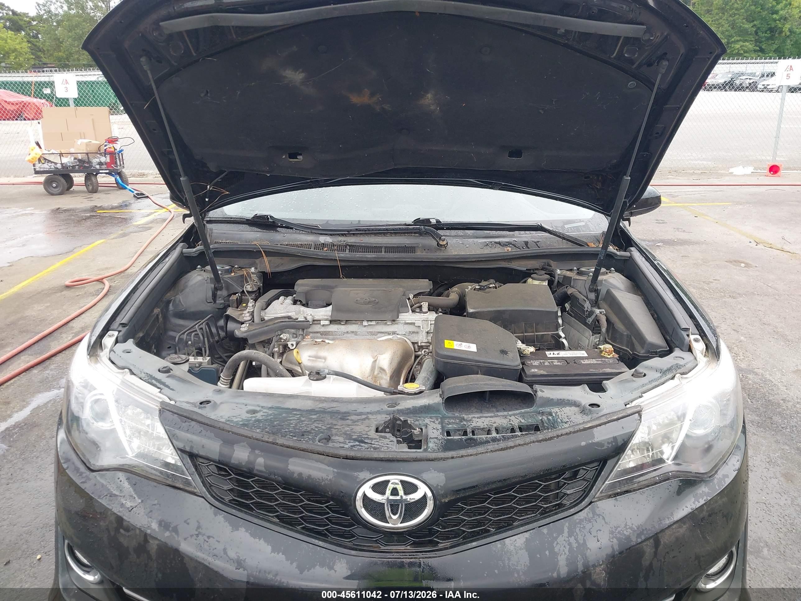 2014 Toyota Camry Se Черный vin: 4T1BF1FK8EU834759