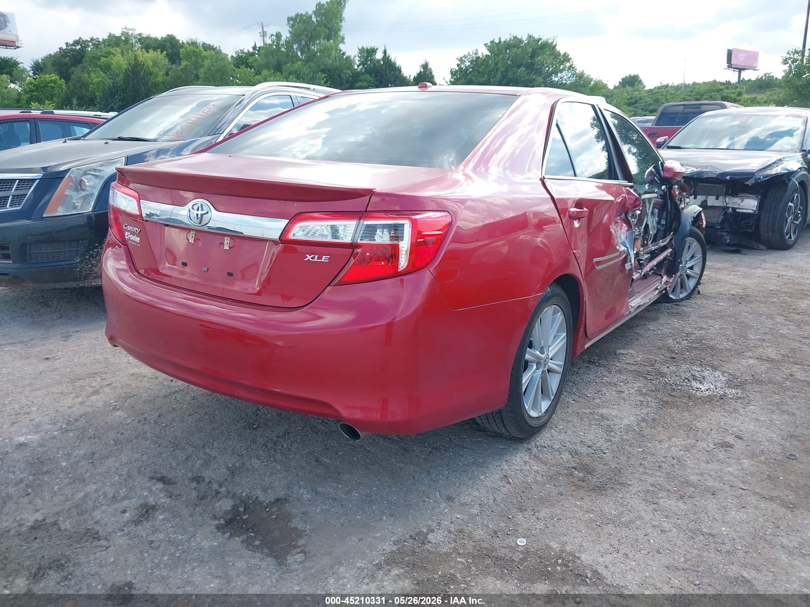 2014 Toyota Camry Xle Red vin: 4T1BF1FK8EU841677