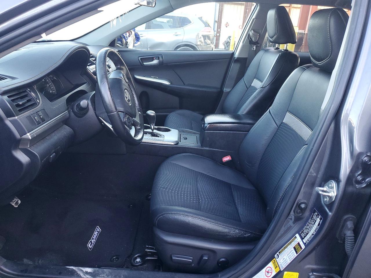 2014 Toyota Camry Se Серый vin: 4T1BF1FK8EU843977