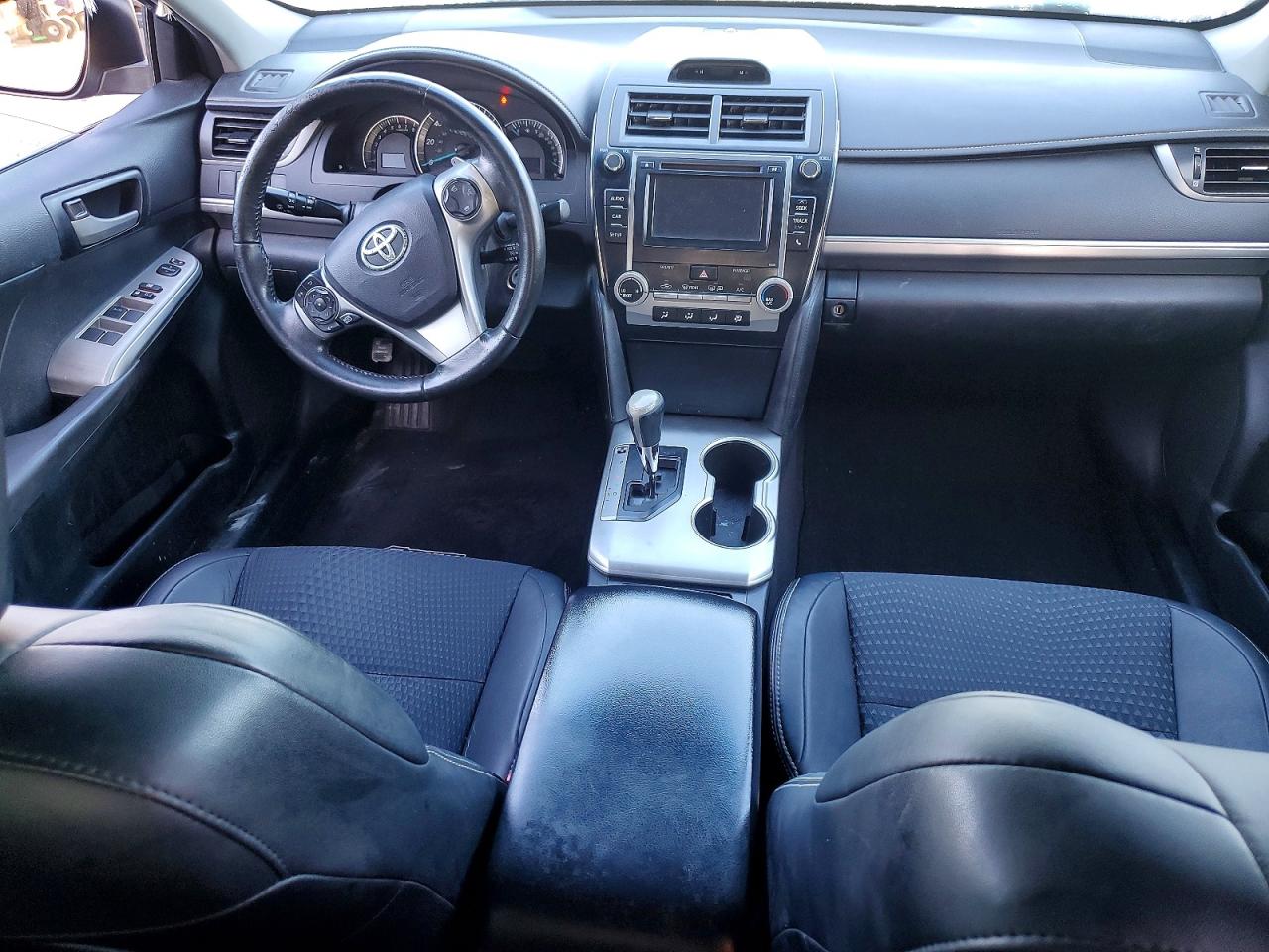 2014 Toyota Camry Se Серый vin: 4T1BF1FK8EU843977