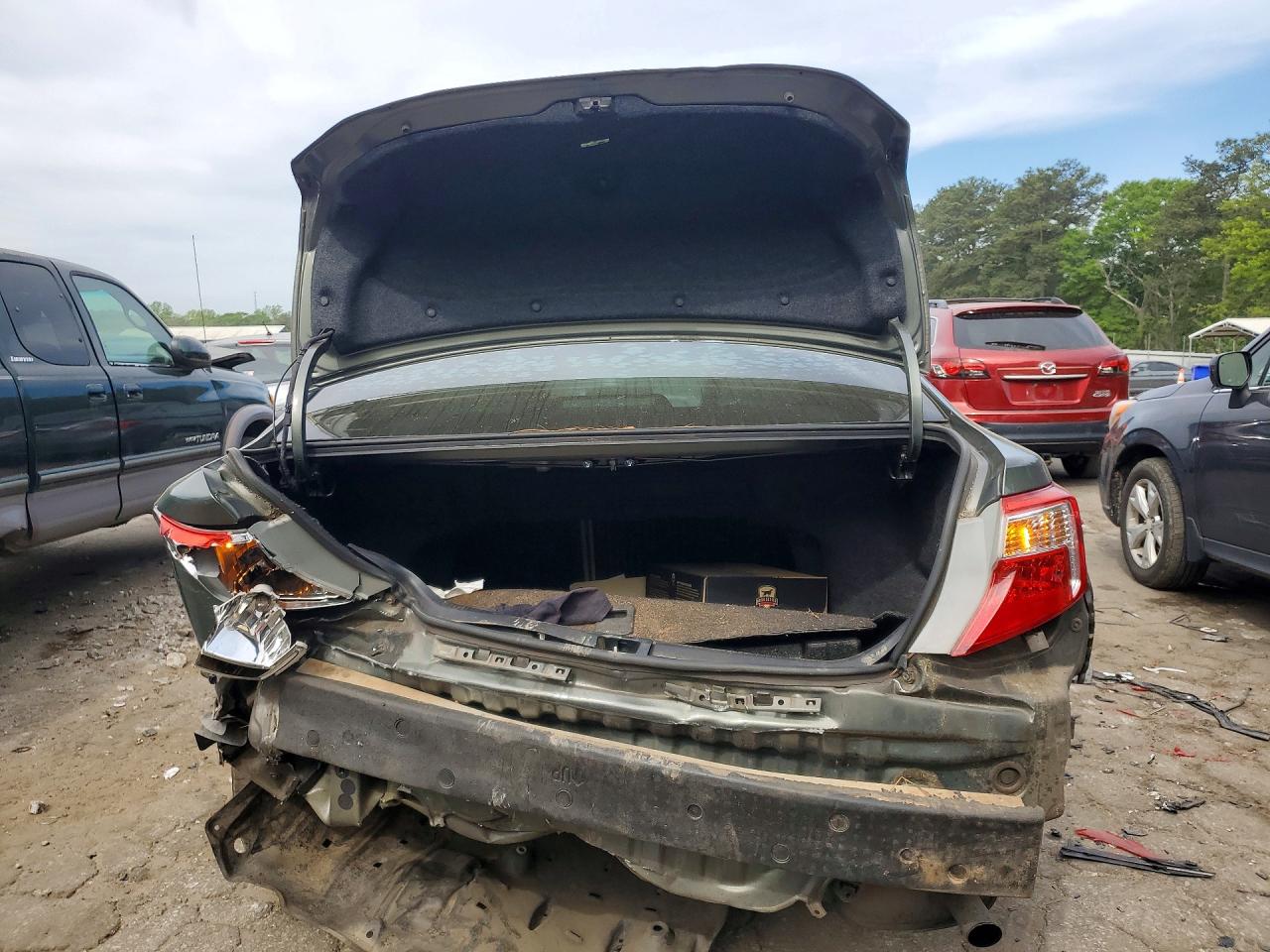 2014 Toyota Camry Le Зеленый vin: 4T1BF1FK8EU858110