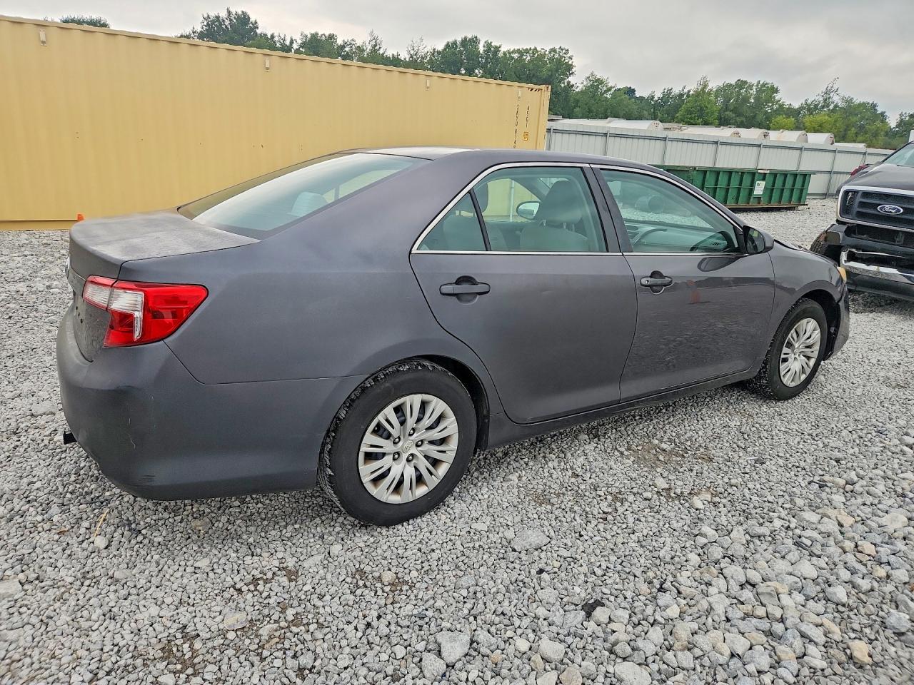 2014 Toyota Camry L Gray vin: 4T1BF1FK8EU862822