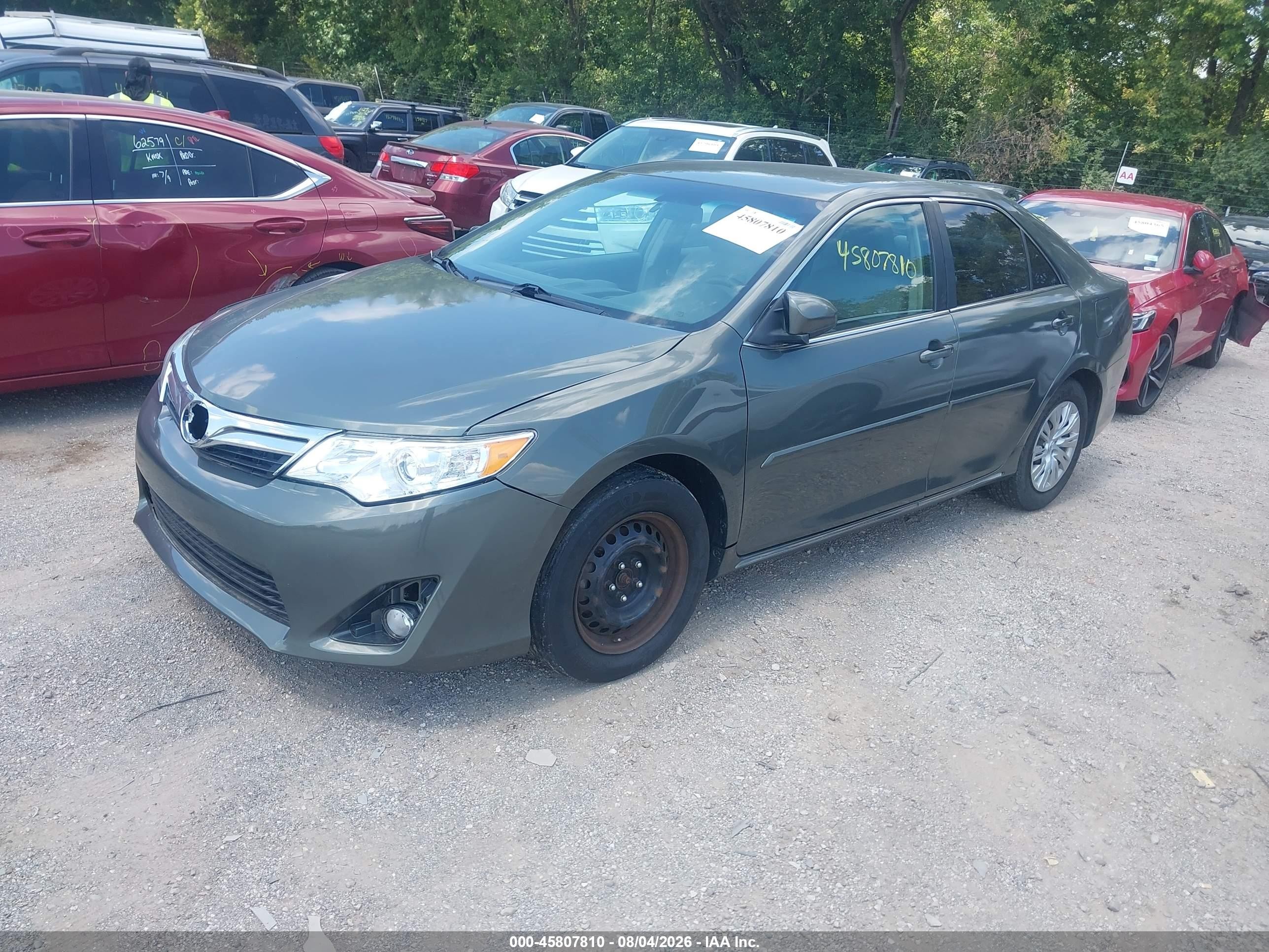 2014 Toyota Camry Le Green vin: 4T1BF1FK8EU864229