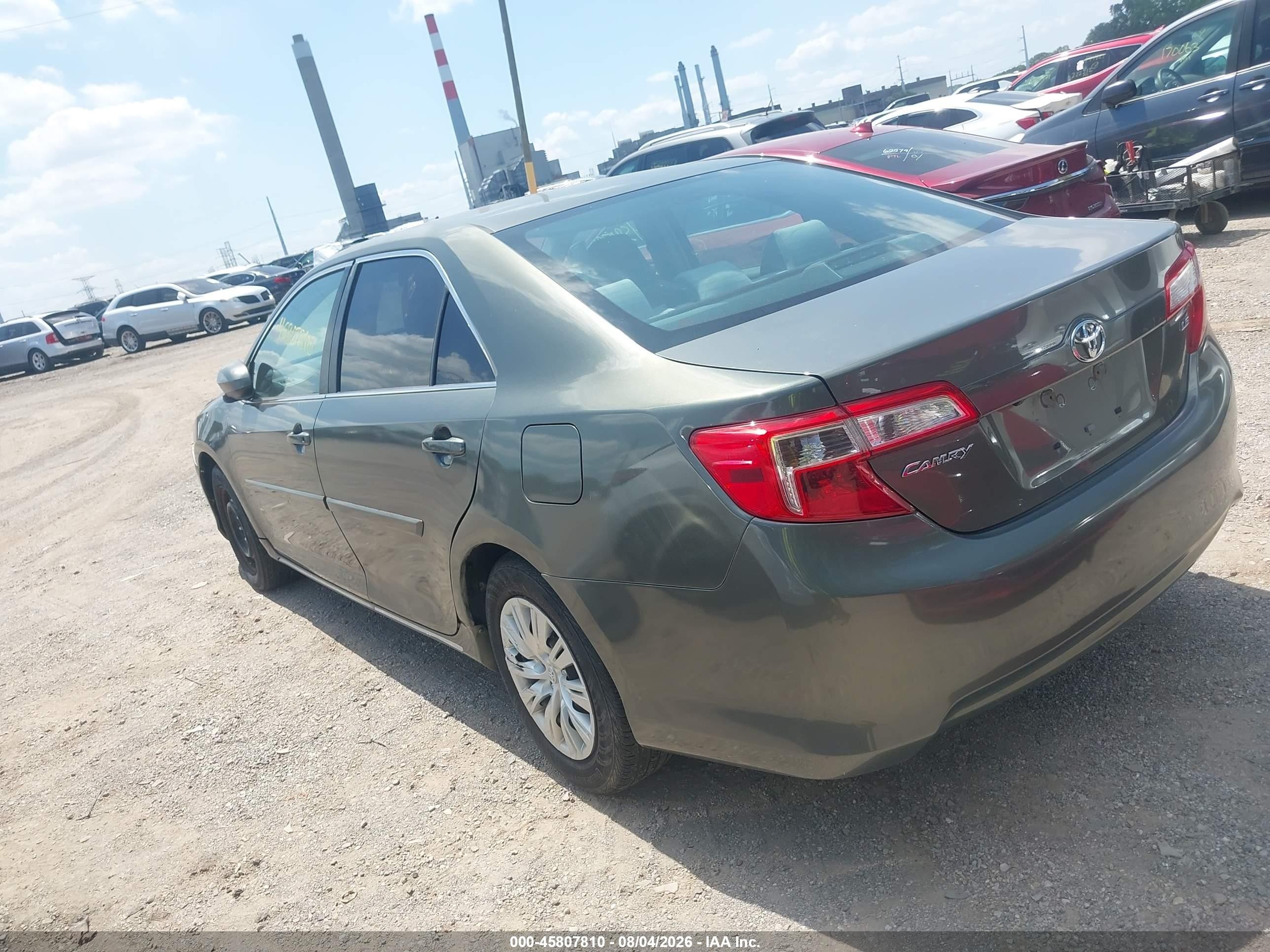 2014 Toyota Camry Le Green vin: 4T1BF1FK8EU864229