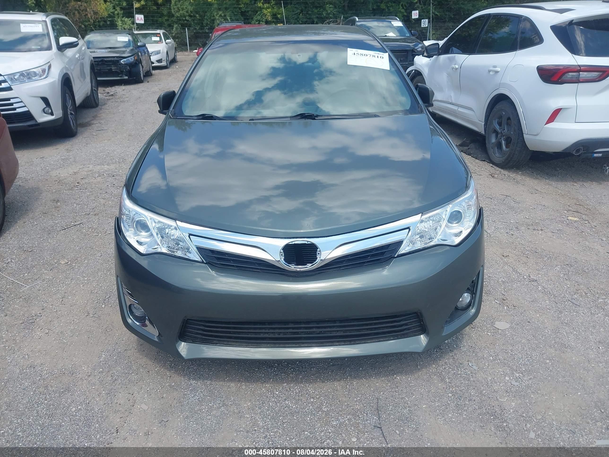 2014 Toyota Camry Le Green vin: 4T1BF1FK8EU864229