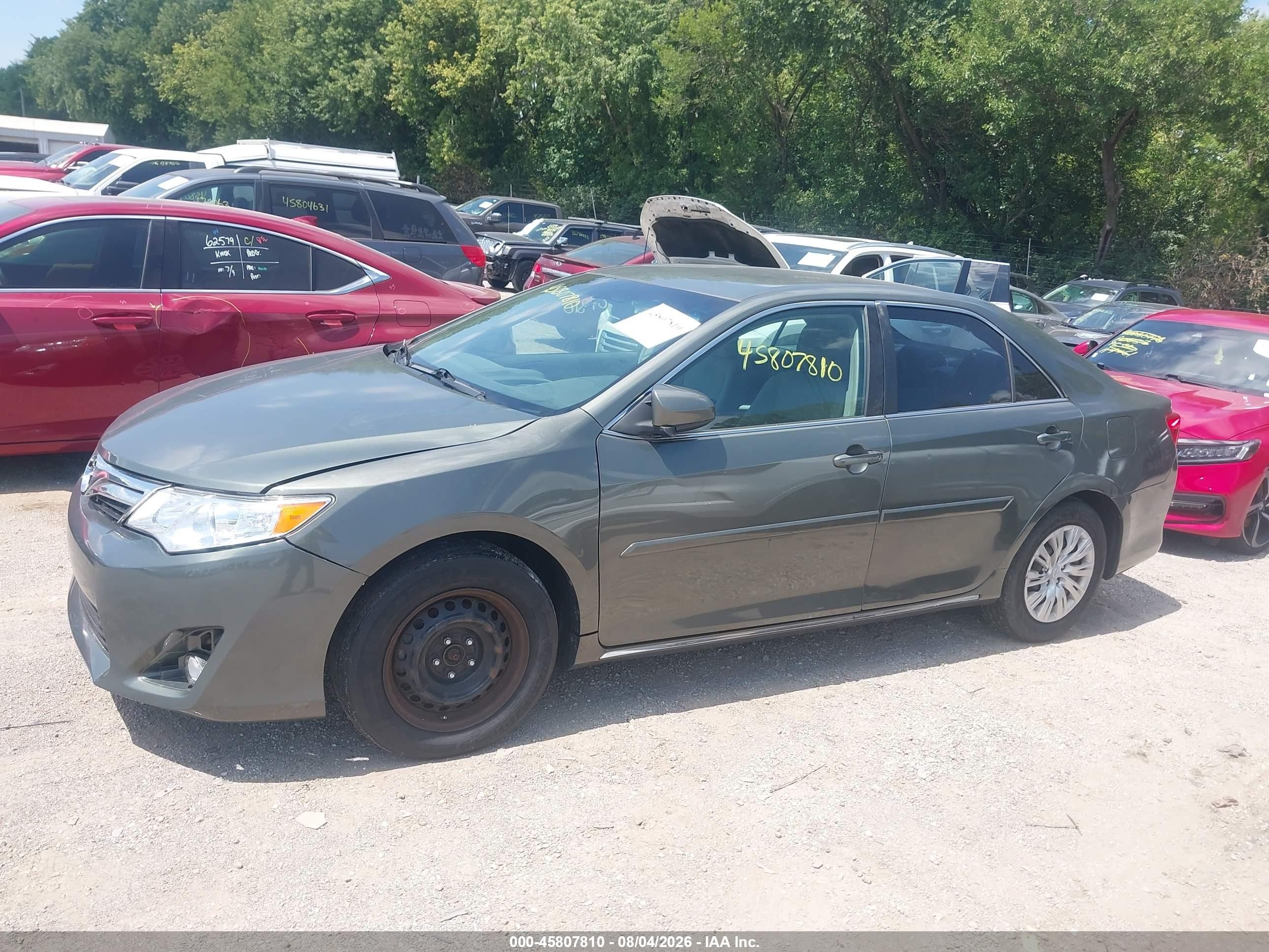 2014 Toyota Camry Le Green vin: 4T1BF1FK8EU864229