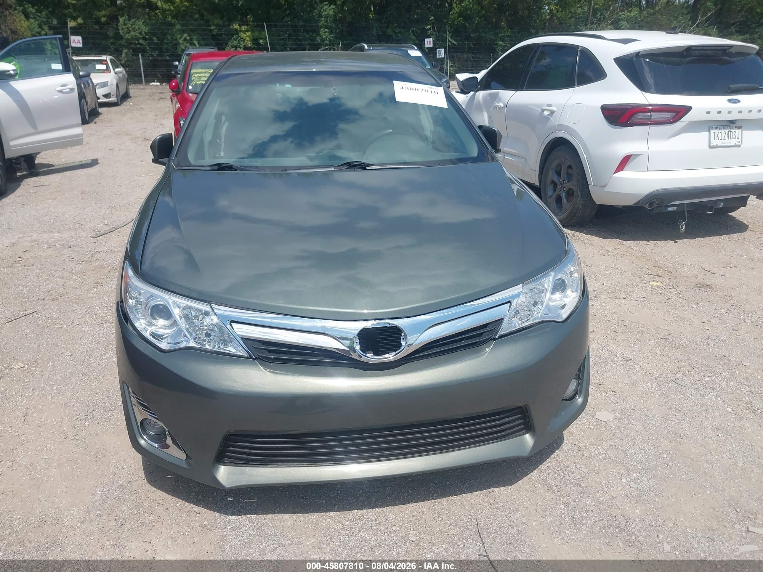 2014 Toyota Camry Le Green vin: 4T1BF1FK8EU864229