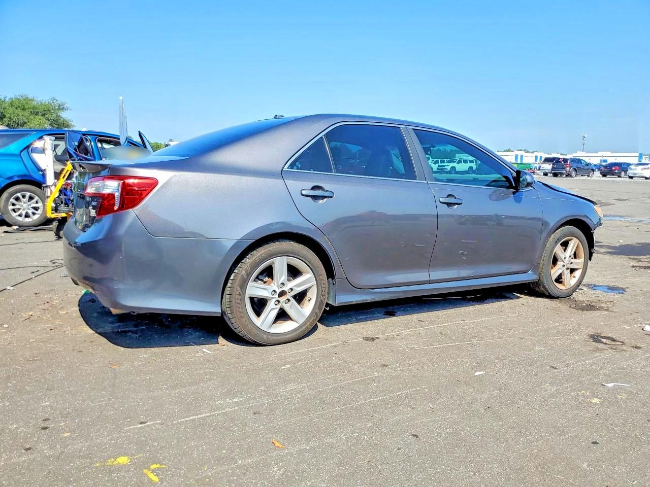 2014 Toyota Camry Se Gray vin: 4T1BF1FK8EU868118