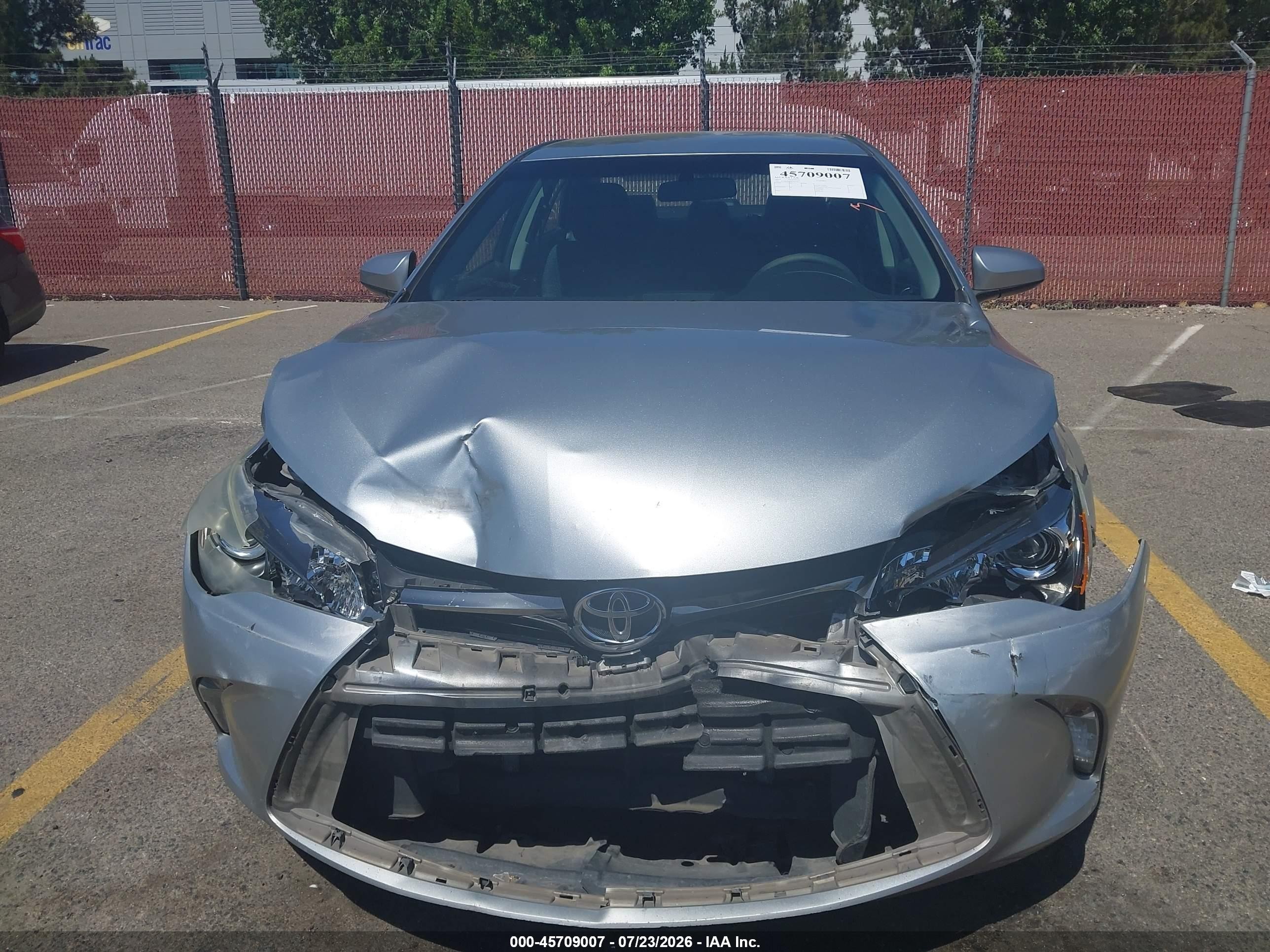 2015 Toyota Camry Se Silver vin: 4T1BF1FK8FU021911