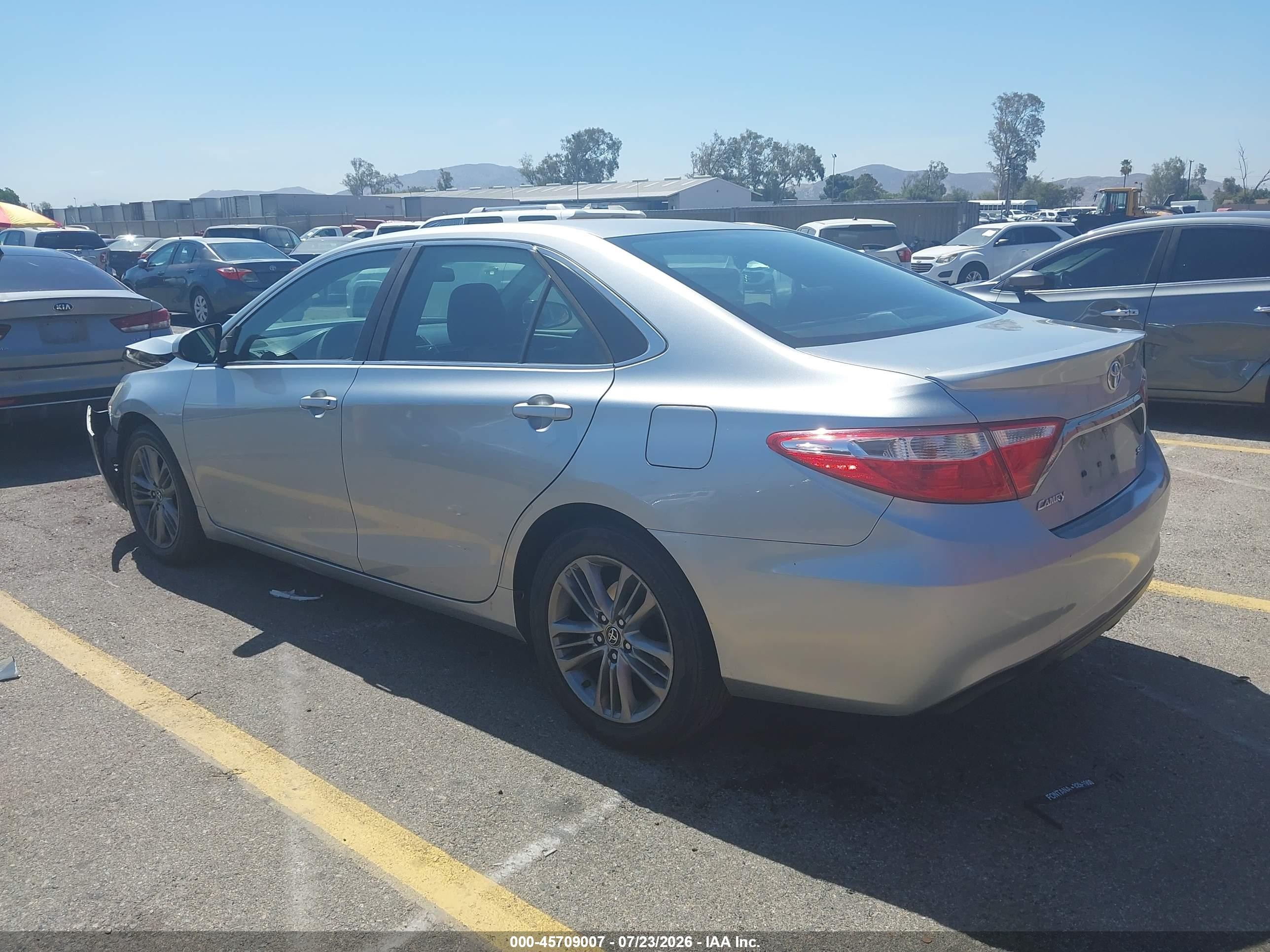 2015 Toyota Camry Se Silver vin: 4T1BF1FK8FU021911