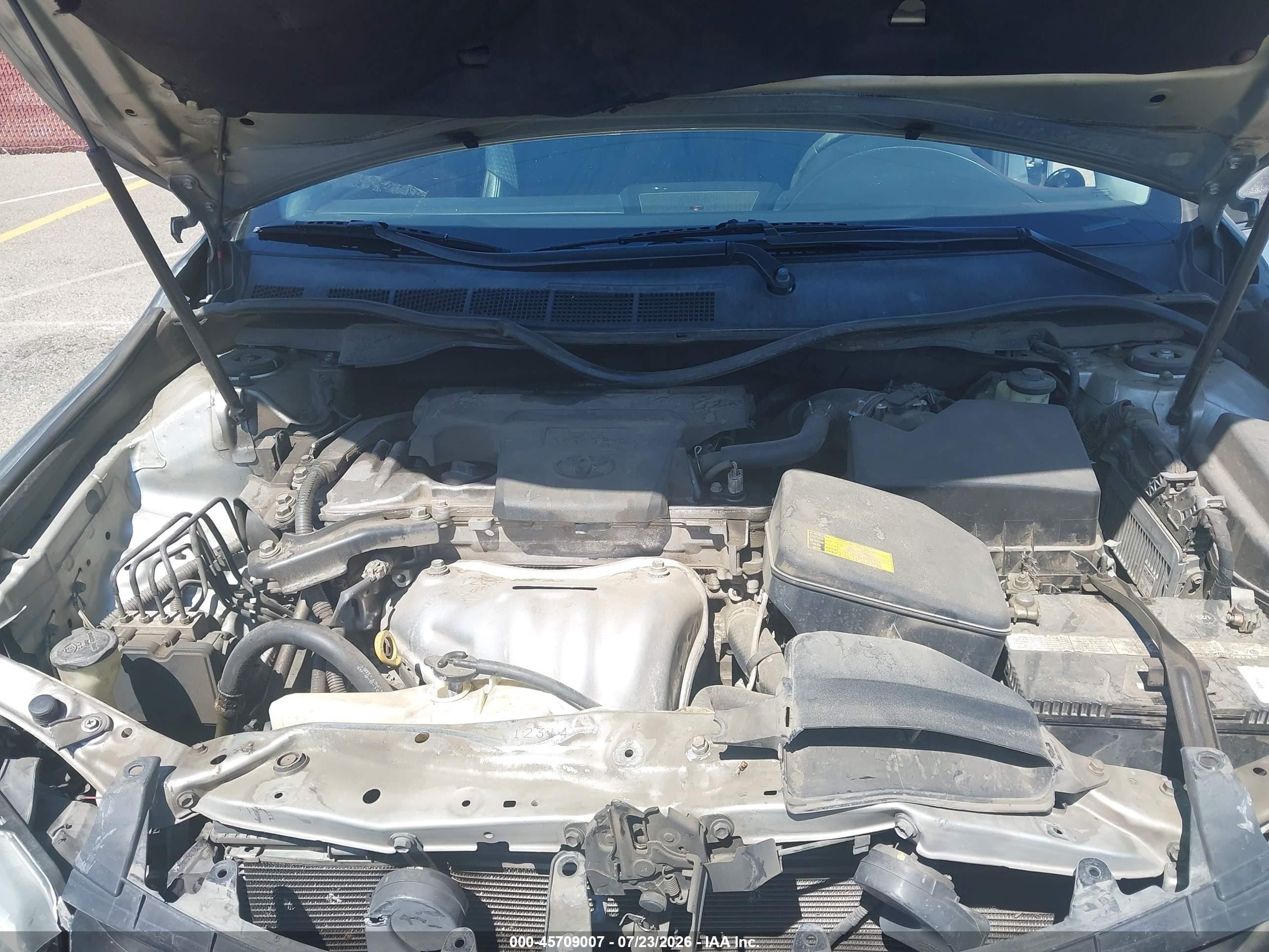 2015 Toyota Camry Se Silver vin: 4T1BF1FK8FU021911