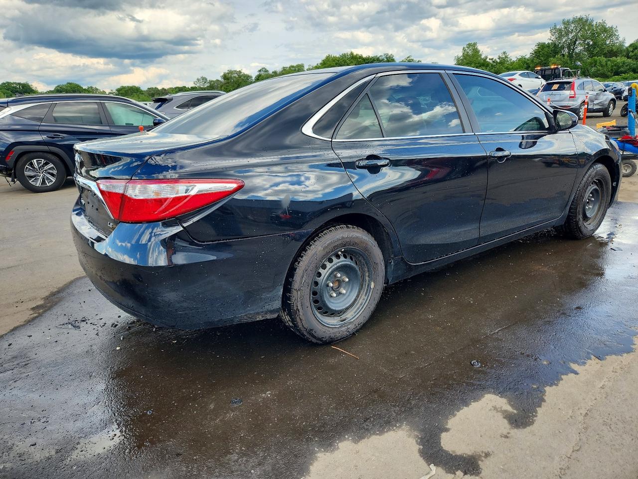 2015 Toyota Camry Le Black vin: 4T1BF1FK8FU023206