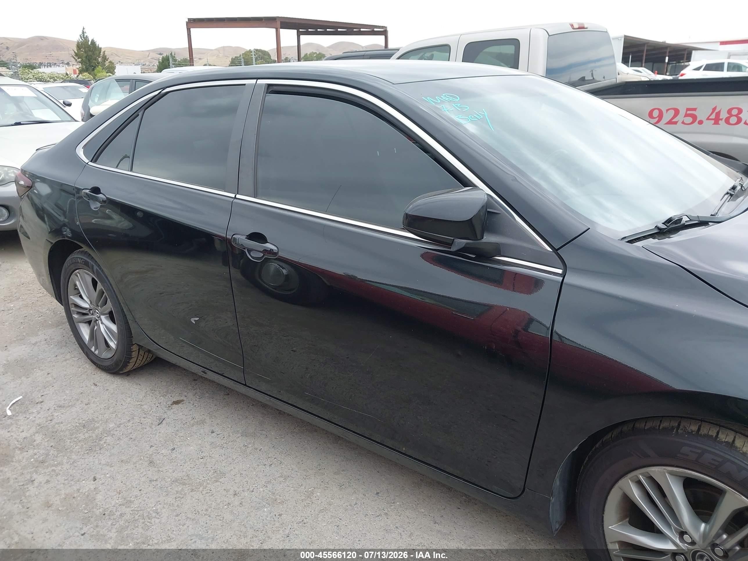 2015 Toyota Camry Se Black vin: 4T1BF1FK8FU024517