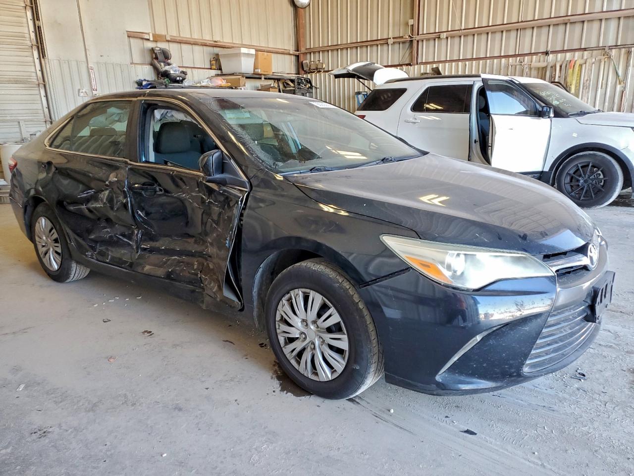 2015 Toyota Camry Le Charcoal vin: 4T1BF1FK8FU030494