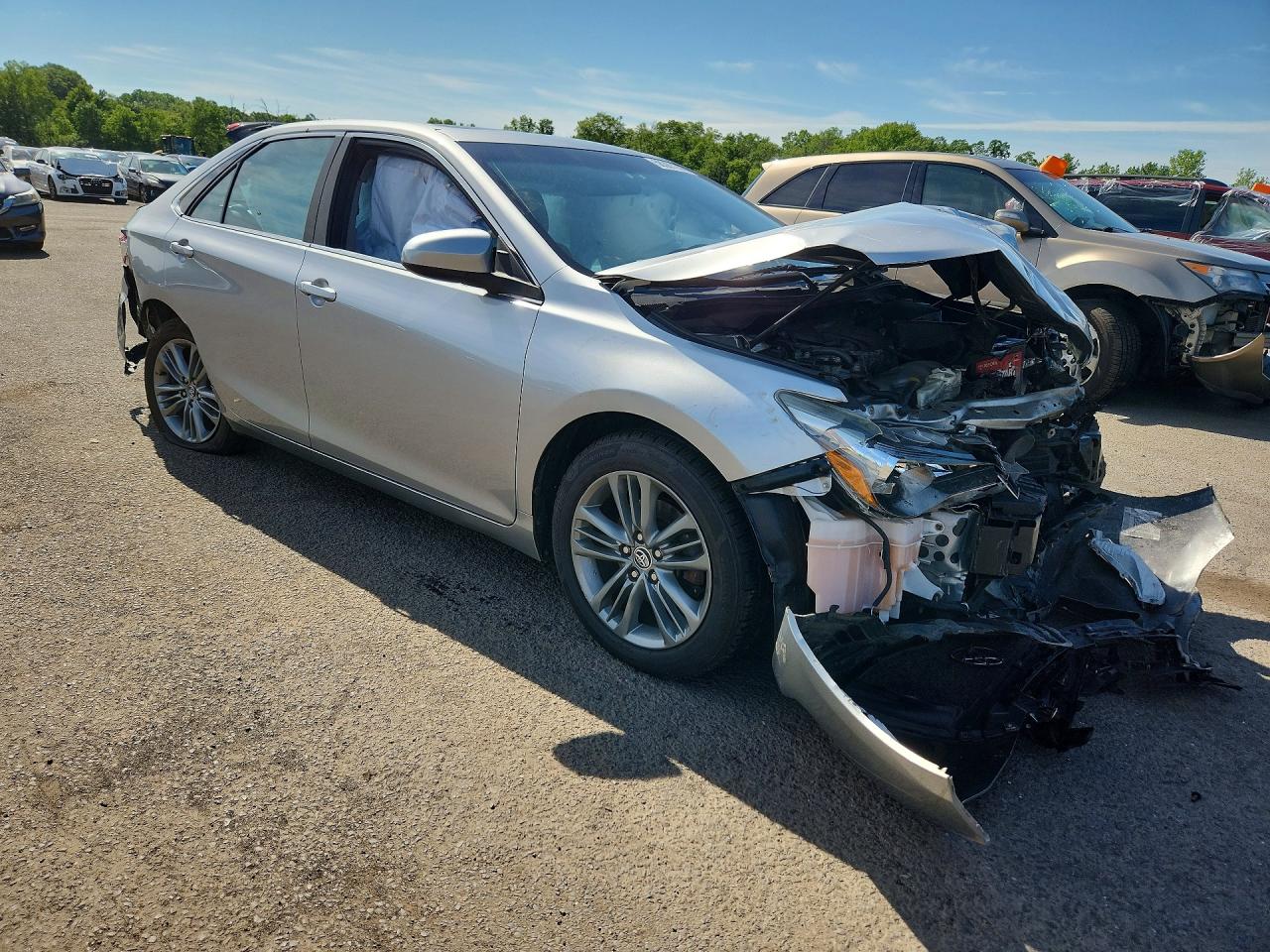 2015 Toyota Camry Se Silver vin: 4T1BF1FK8FU049112