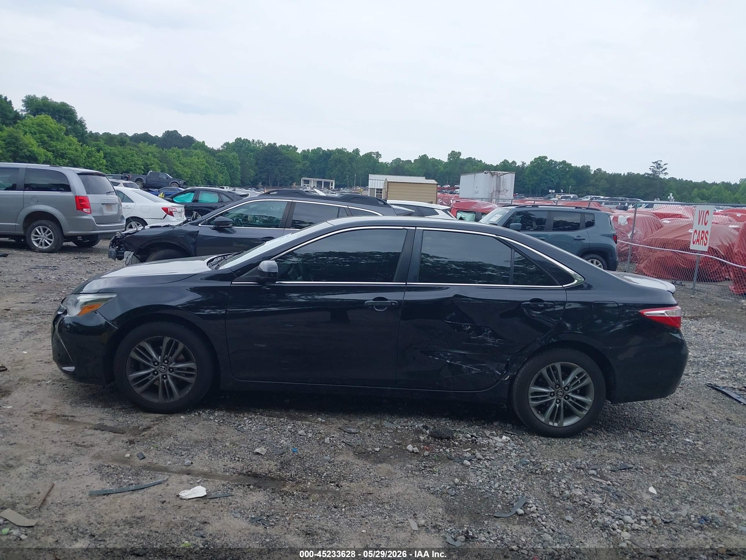 2015 Toyota Camry Se Черный vin: 4T1BF1FK8FU053290