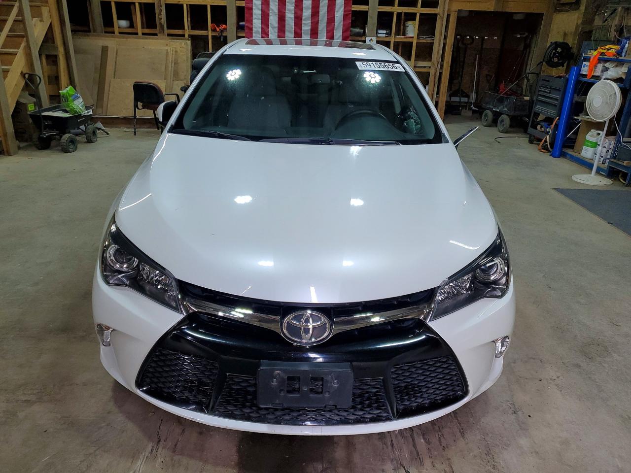 2015 Toyota Camry Se White vin: 4T1BF1FK8FU096642