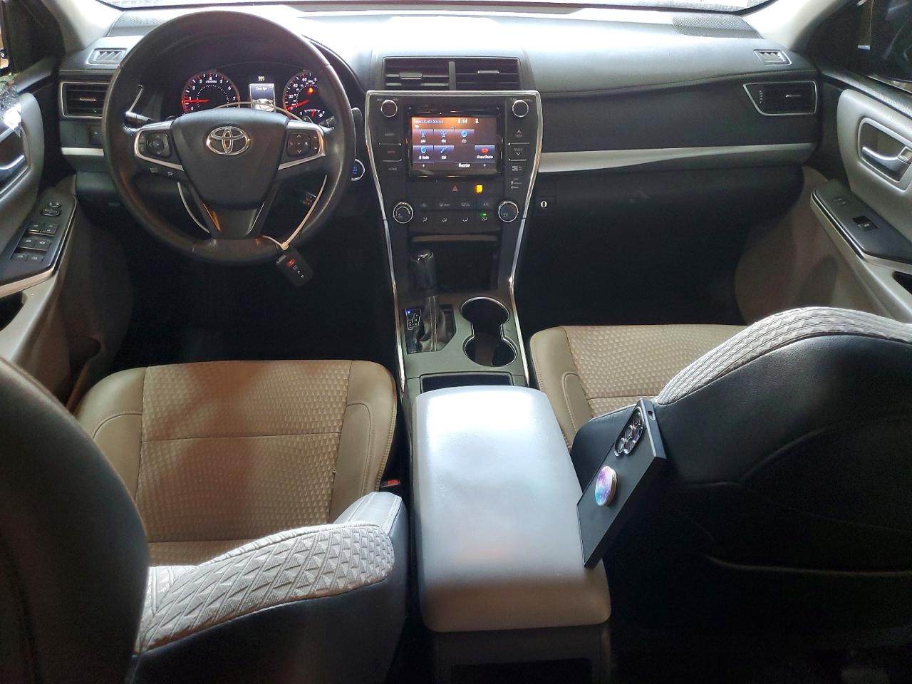 2015 Toyota Camry Se White vin: 4T1BF1FK8FU096642