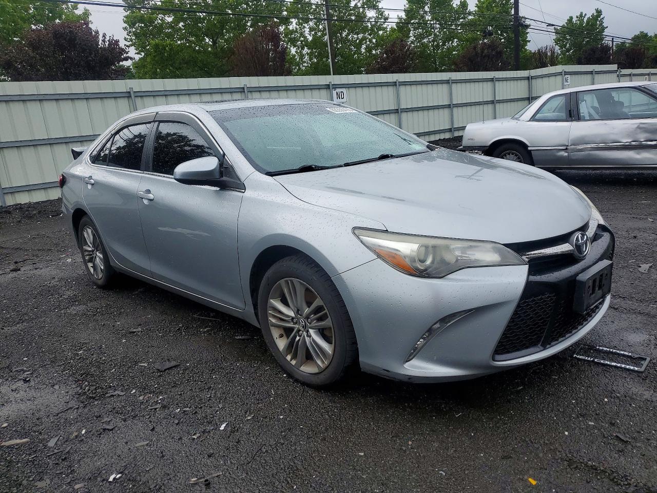 2015 Toyota Camry Se Silver vin: 4T1BF1FK8FU099556