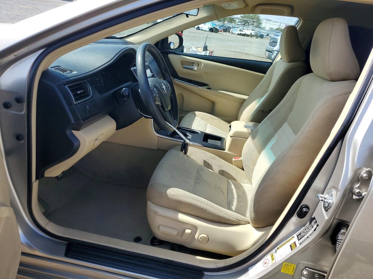 2015 Toyota Camry Le Желто-коричневый vin: 4T1BF1FK8FU105095