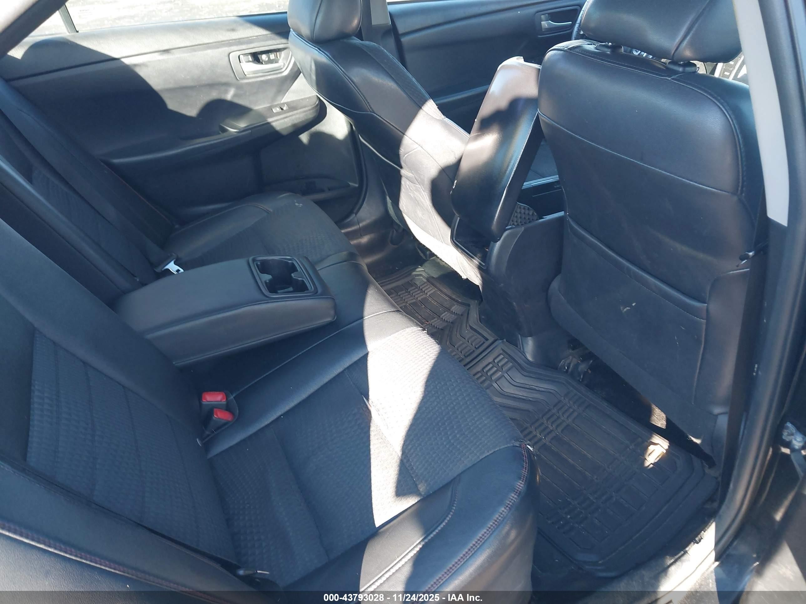 2015 Toyota Camry Se Black vin: 4T1BF1FK8FU105923