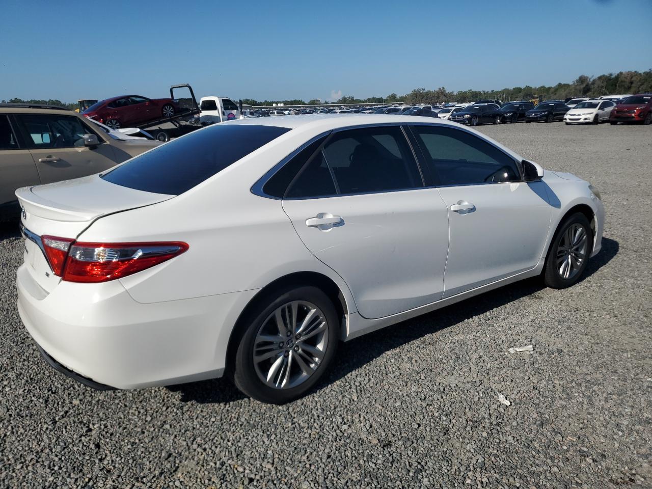 2015 Toyota Camry Se White vin: 4T1BF1FK8FU108949