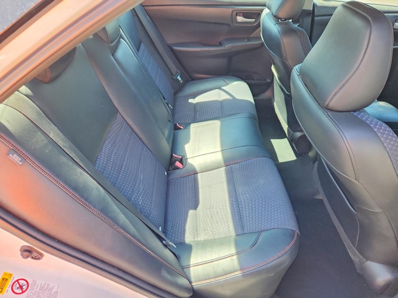 2015 Toyota Camry Se White vin: 4T1BF1FK8FU115481