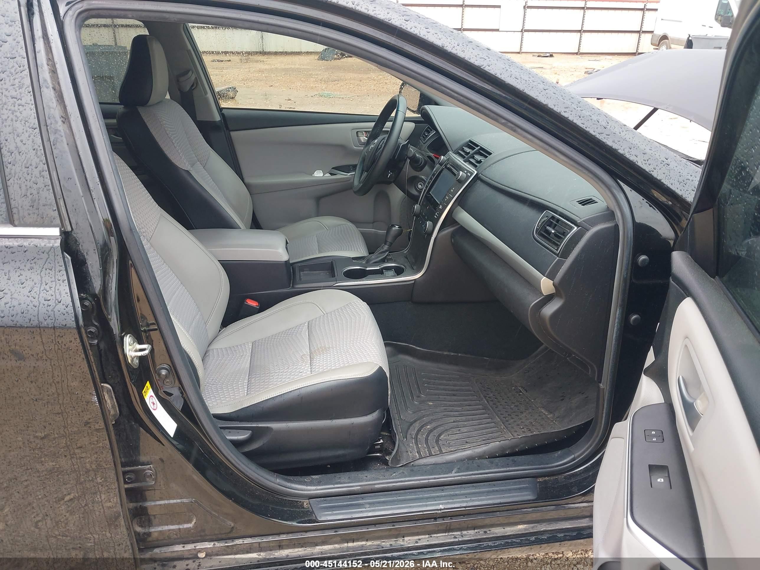 2015 Toyota Camry Se Черный vin: 4T1BF1FK8FU475589