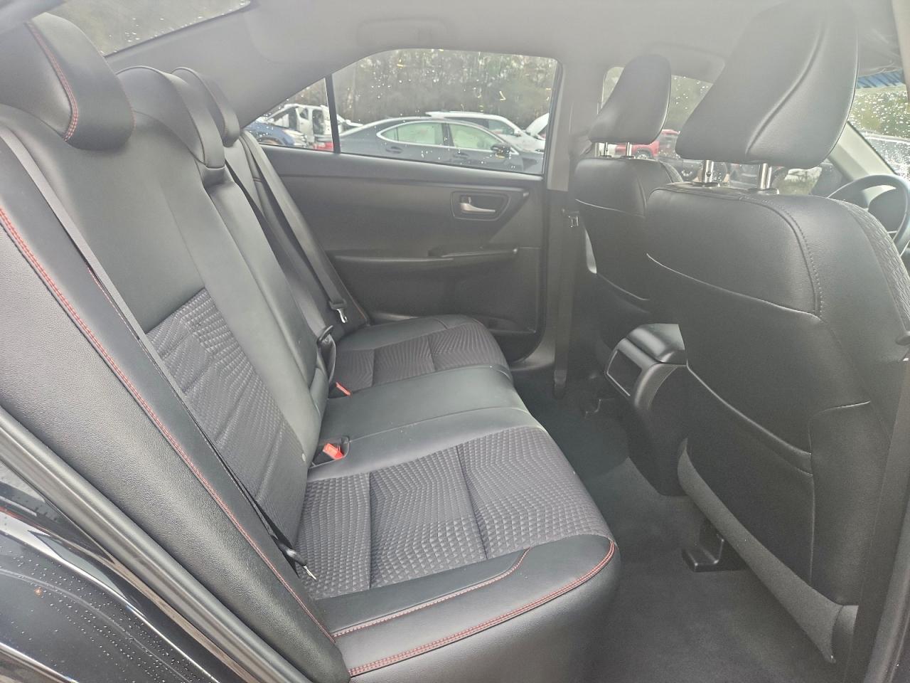 2015 Toyota Camry Se Черный vin: 4T1BF1FK8FU475964