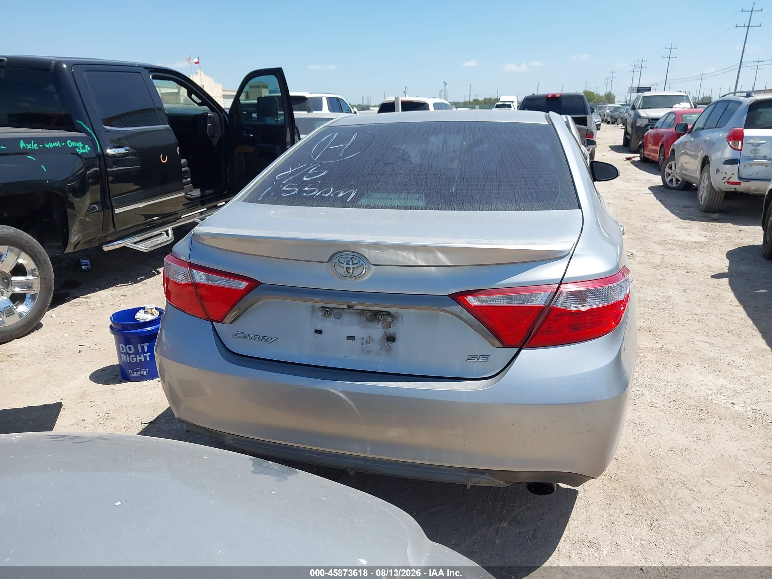 2015 Toyota Camry Se Silver vin: 4T1BF1FK8FU488553