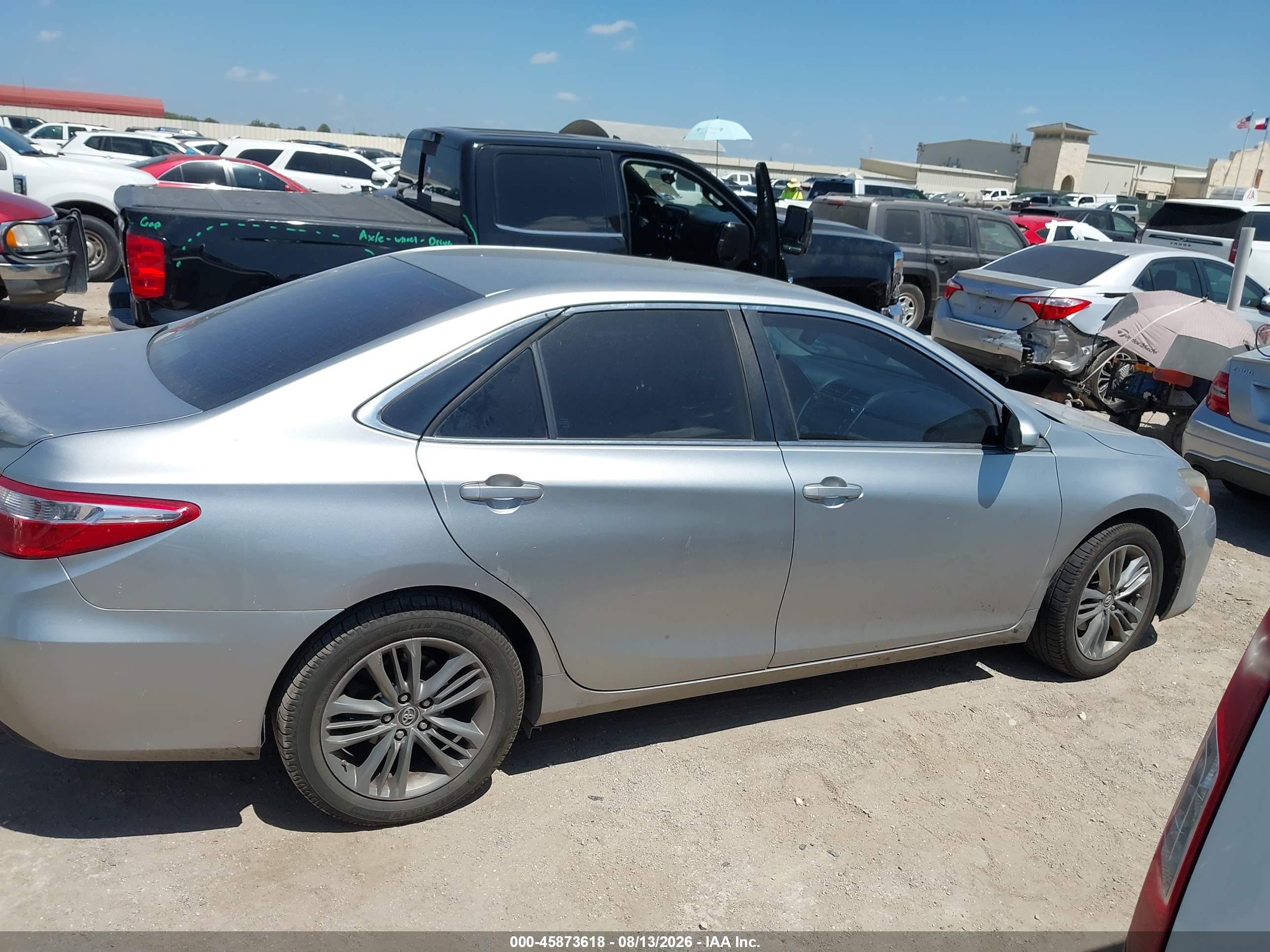 2015 Toyota Camry Se Silver vin: 4T1BF1FK8FU488553