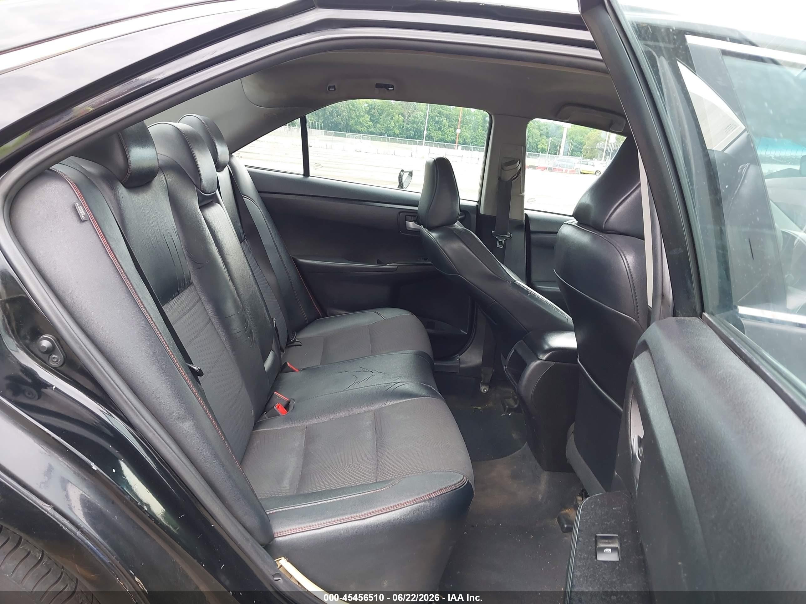 2015 Toyota Camry Se Black vin: 4T1BF1FK8FU489833