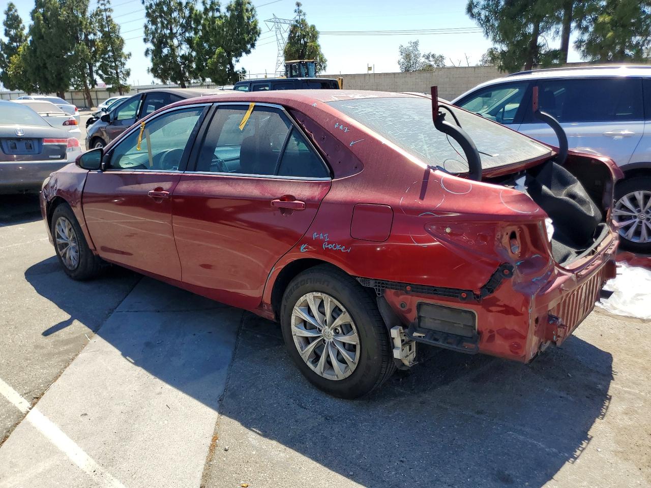 2015 Toyota Camry Le Burgundy vin: 4T1BF1FK8FU885566
