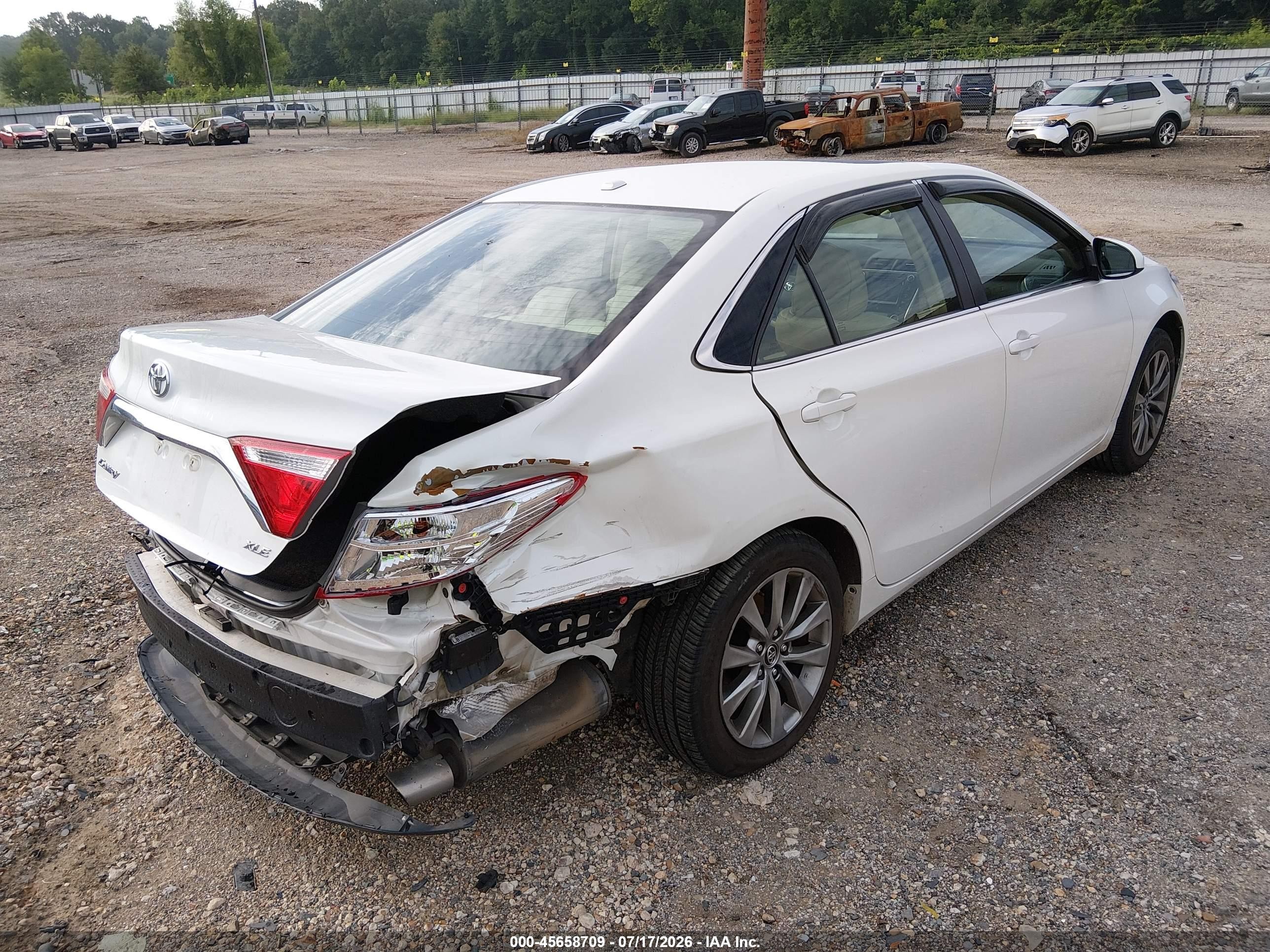 2015 Toyota Camry Xle Белый vin: 4T1BF1FK8FU891397