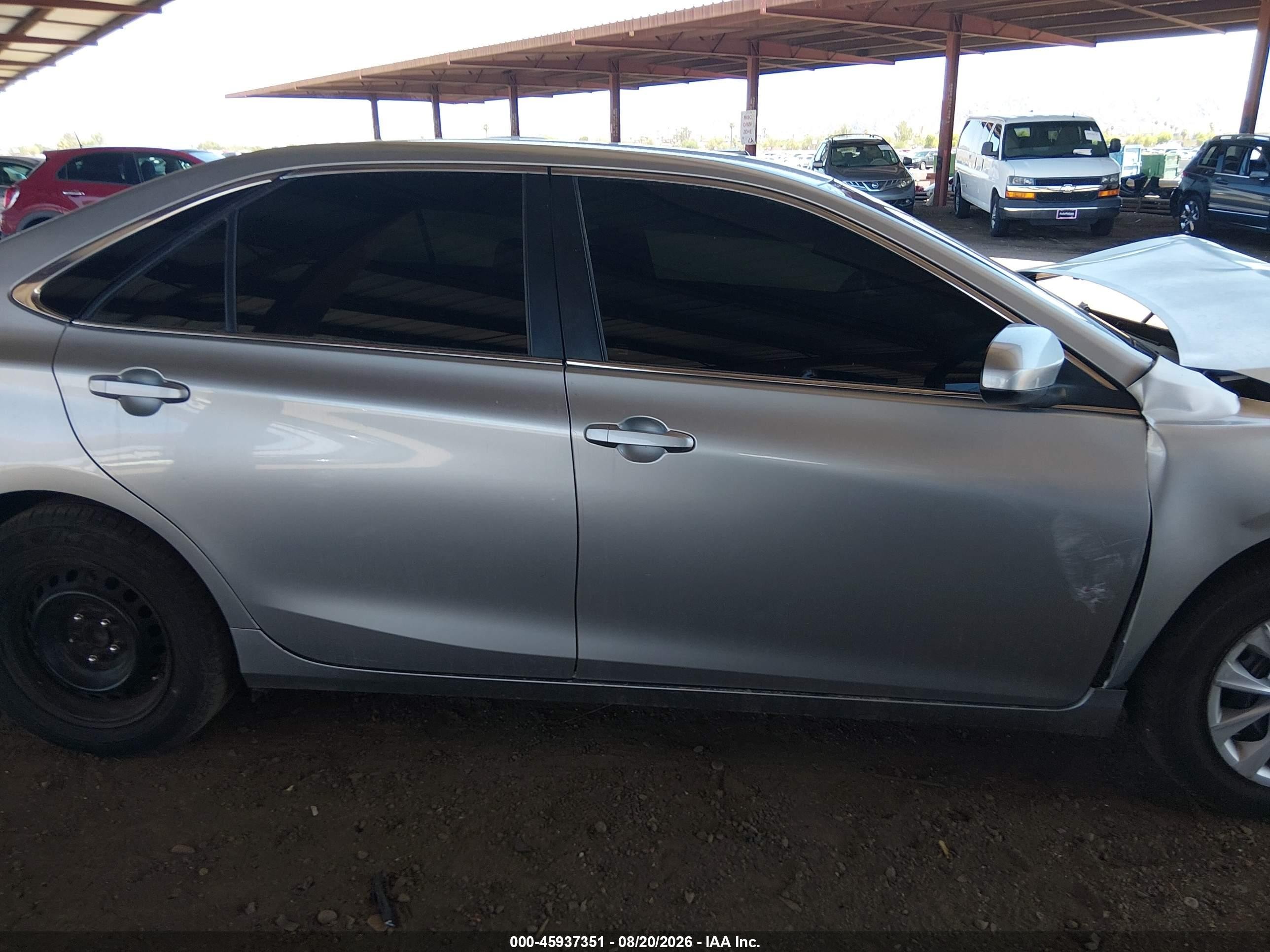2015 Toyota Camry Le Silver vin: 4T1BF1FK8FU899824