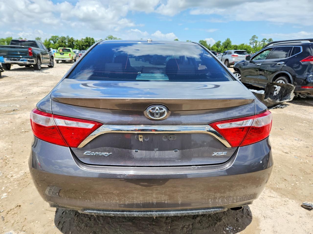 2015 Toyota Camry Gray vin: 4T1BF1FK8FU902351