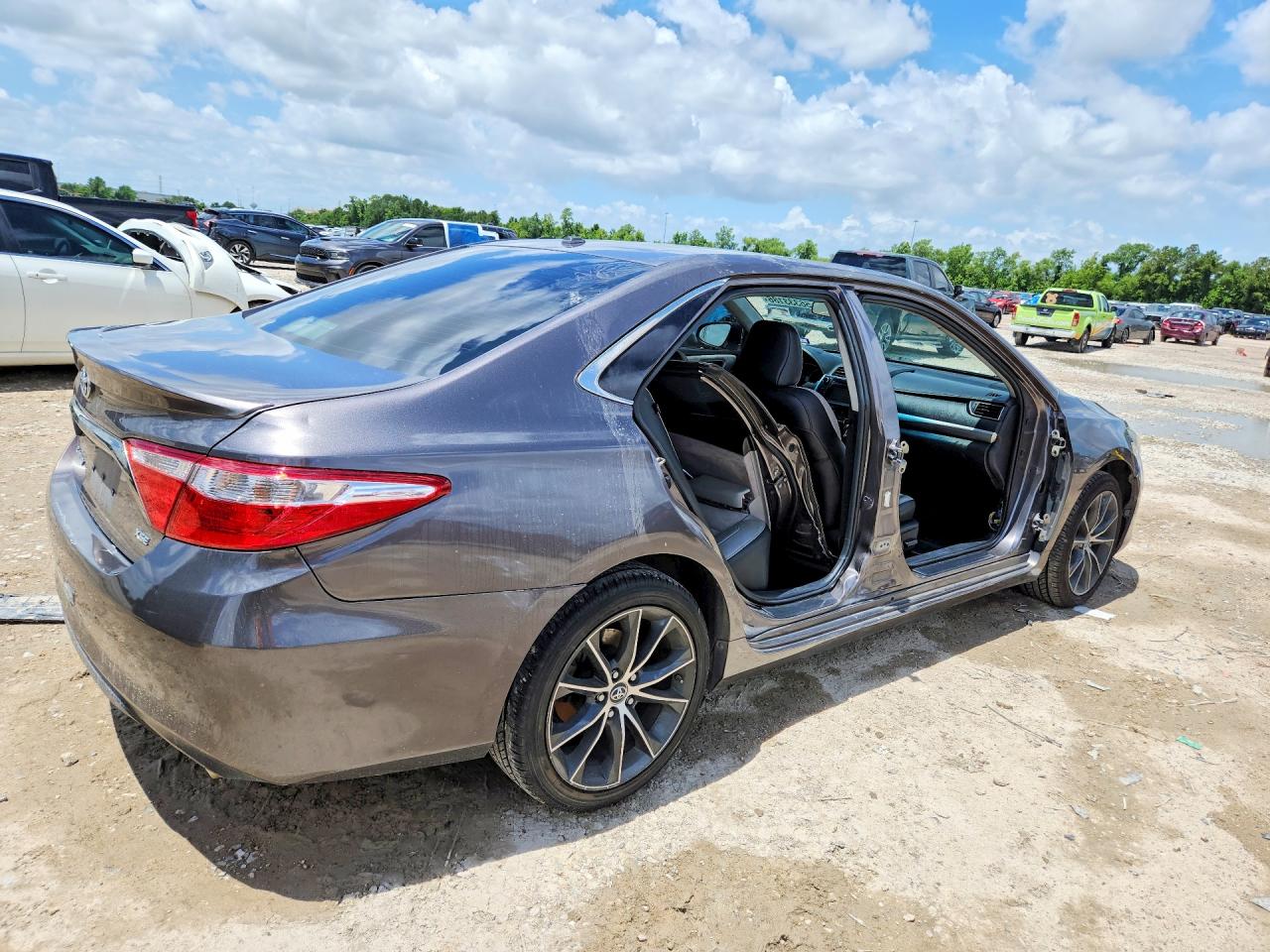 2015 Toyota Camry Gray vin: 4T1BF1FK8FU902351